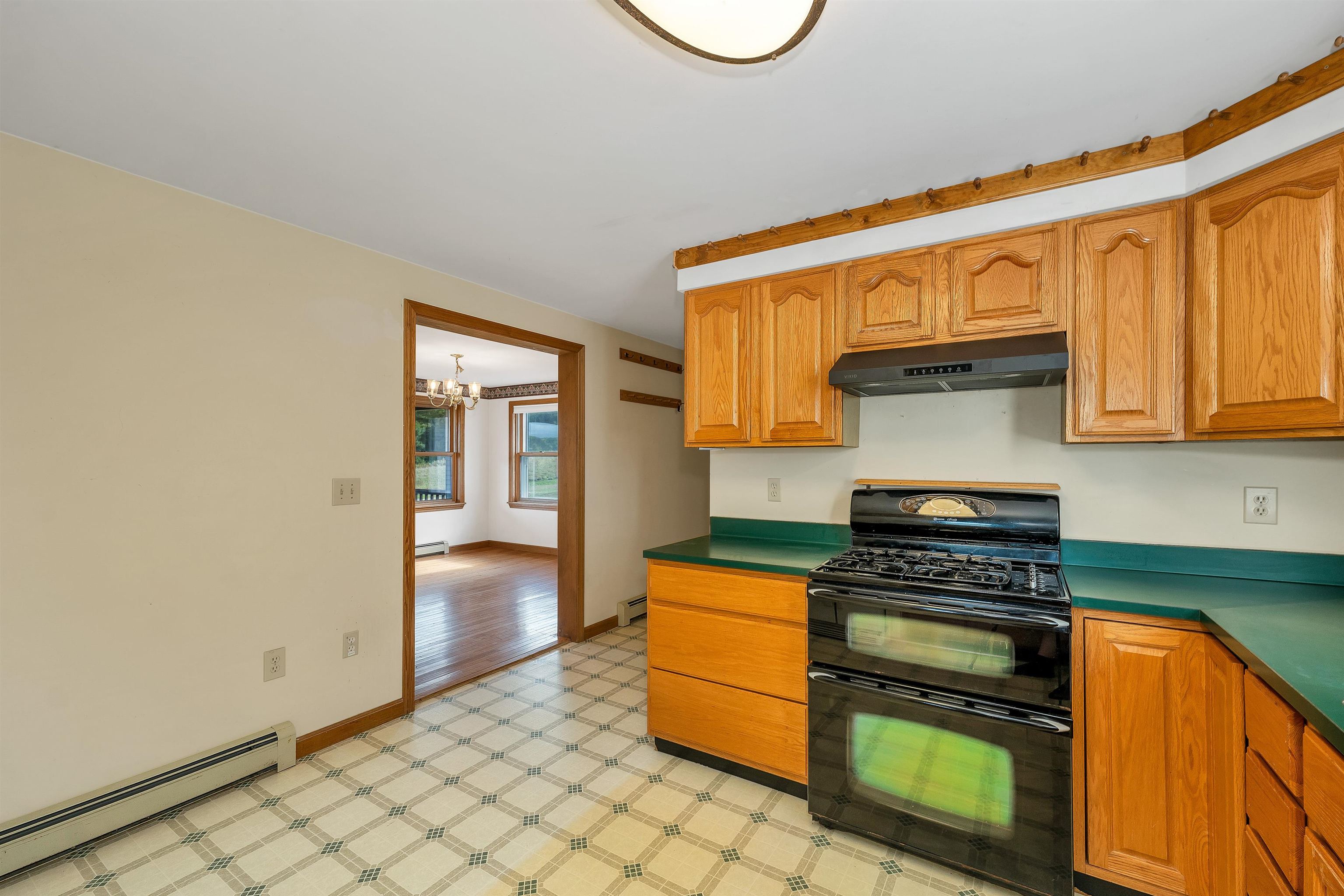 952 Plains Road Property Photo 22