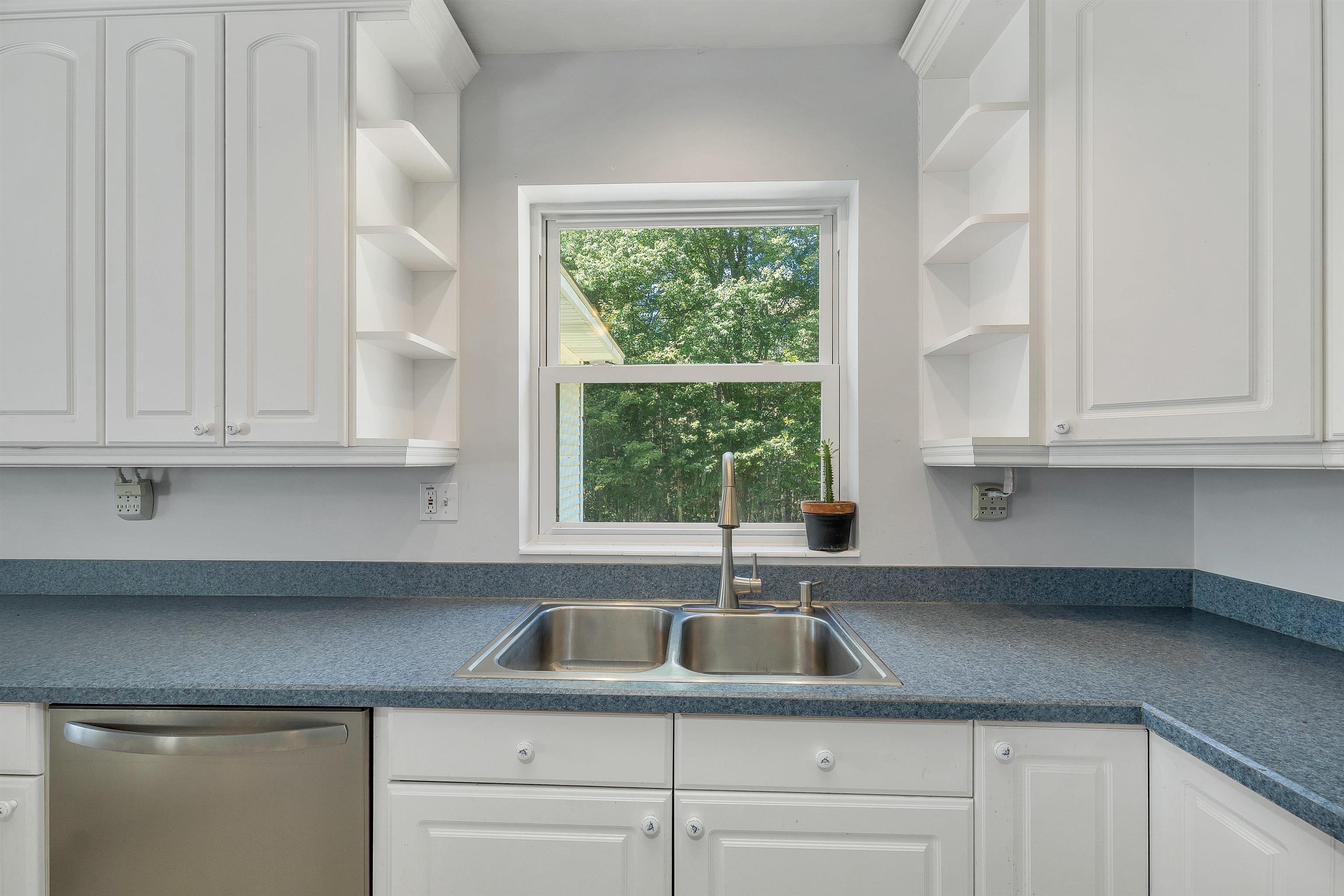 236 Silver Street Property Photo 11
