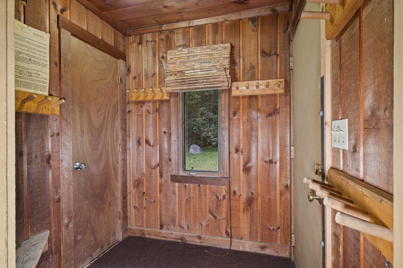 289 Hemlock Ridge Road Property Photo 3