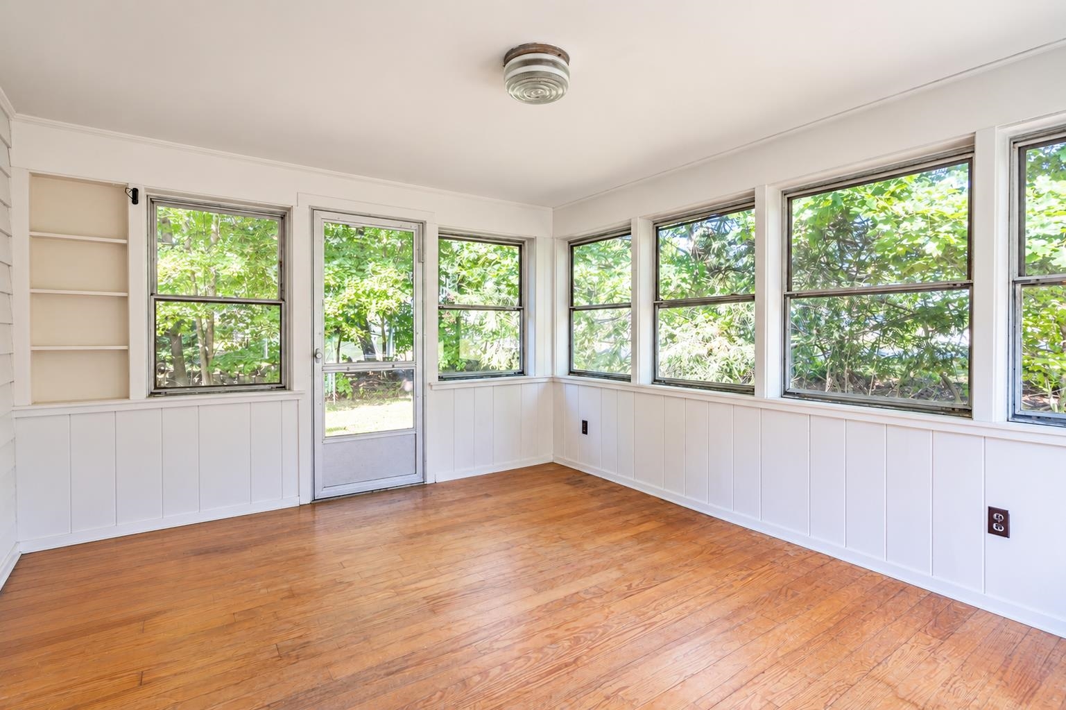 136 Maple Avenue Property Photo 14