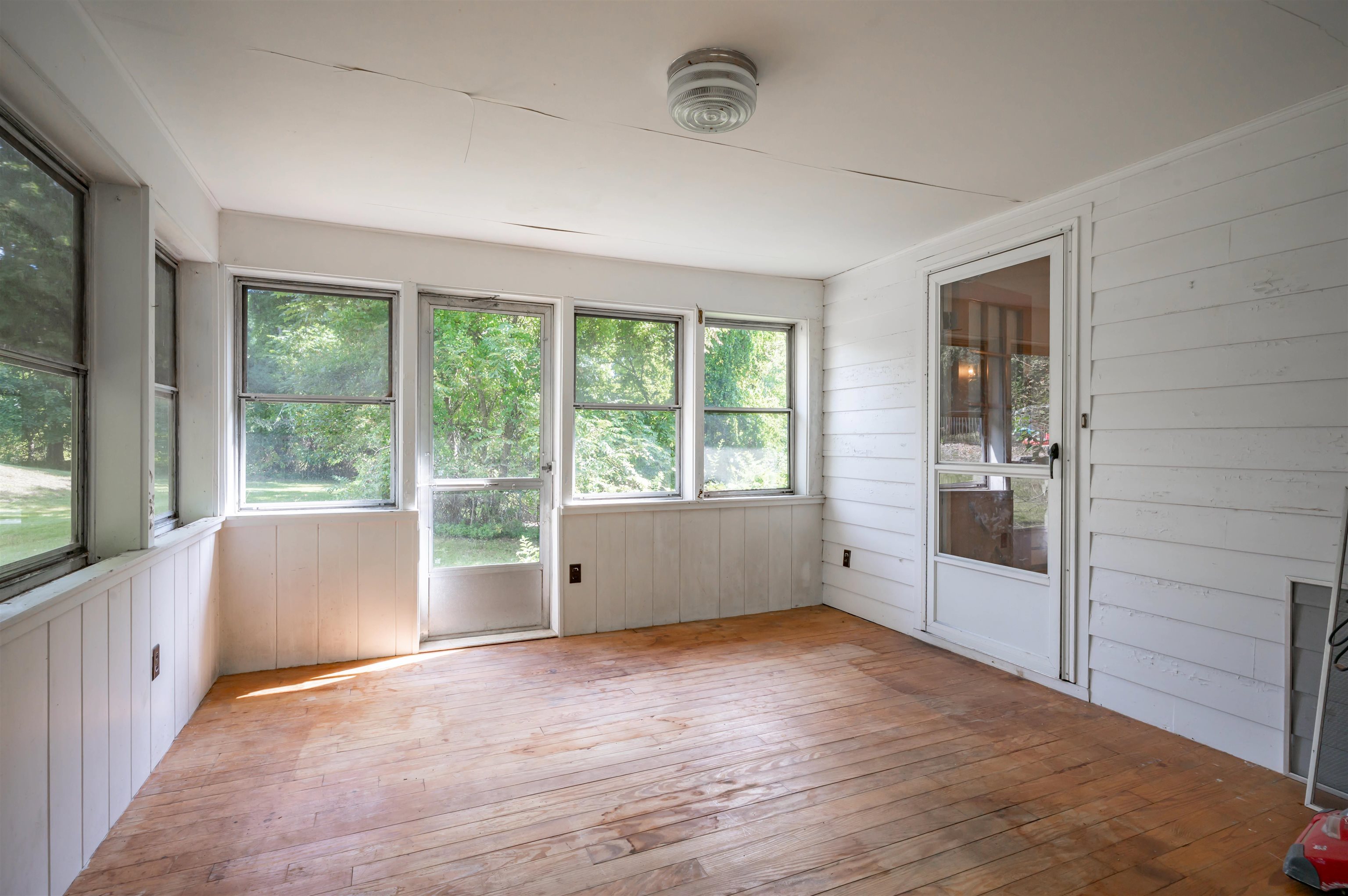 136 Maple Avenue Property Photo 15