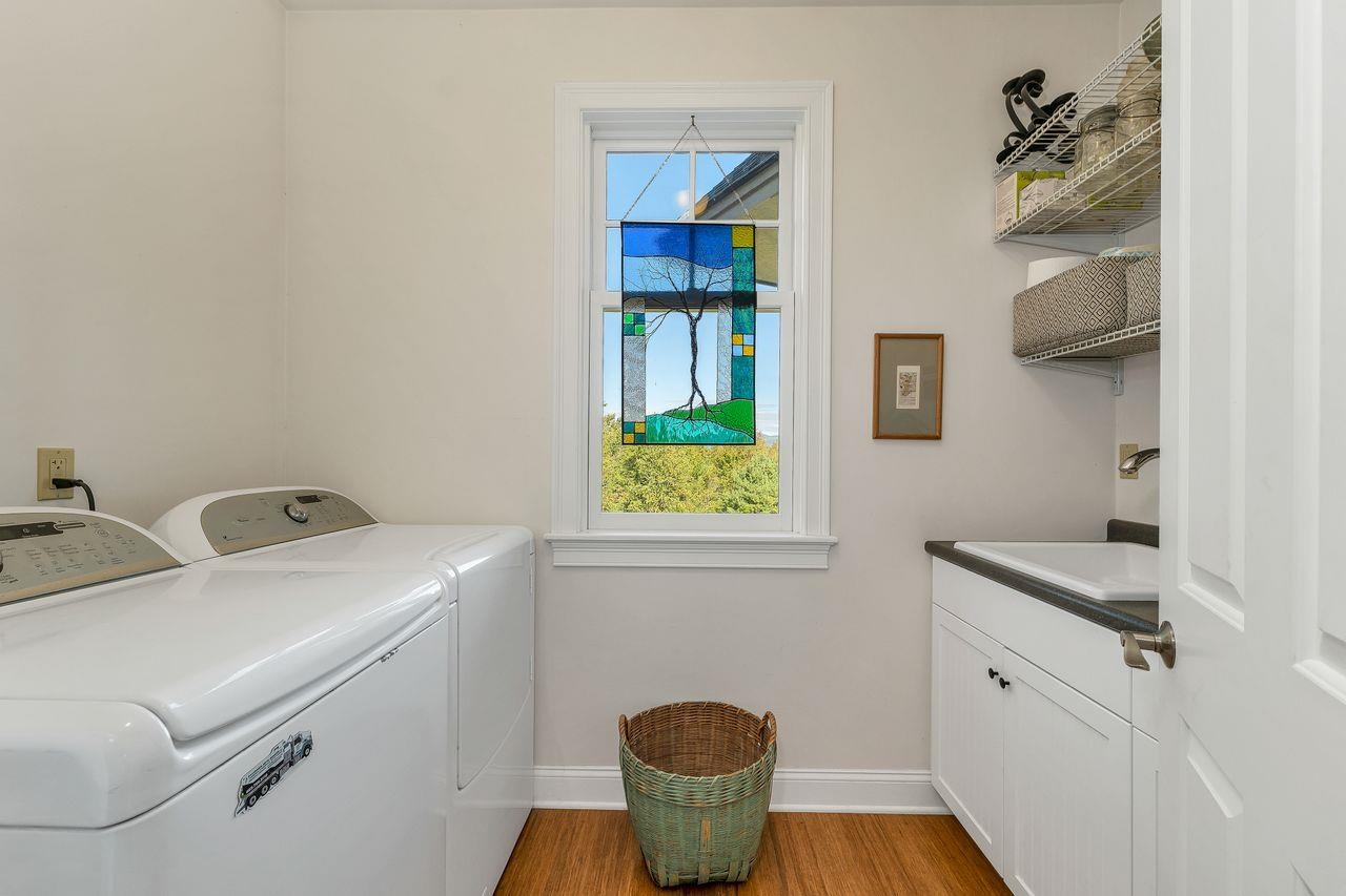 960 Beach Pond Road Property Photo 30