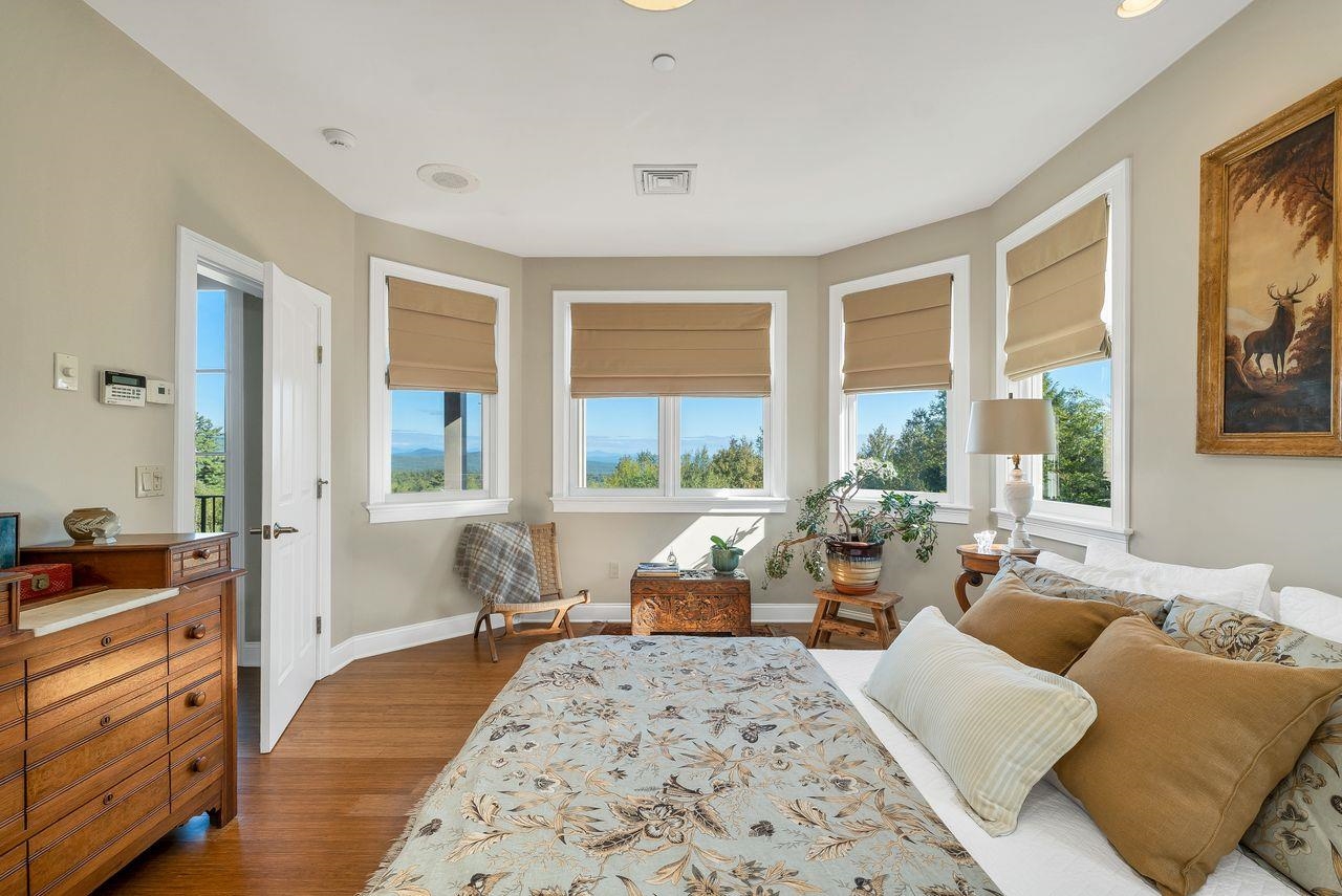 960 Beach Pond Road Property Photo 31