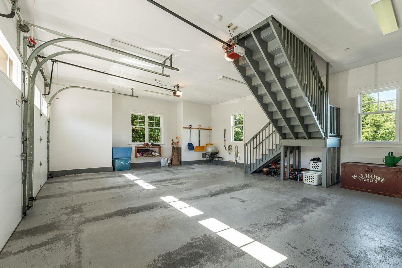 960 Beach Pond Road Property Photo 45