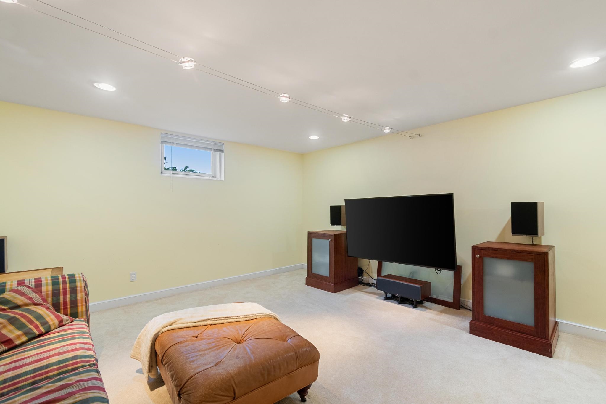 278 Brennan Woods Drive Property Photo 44