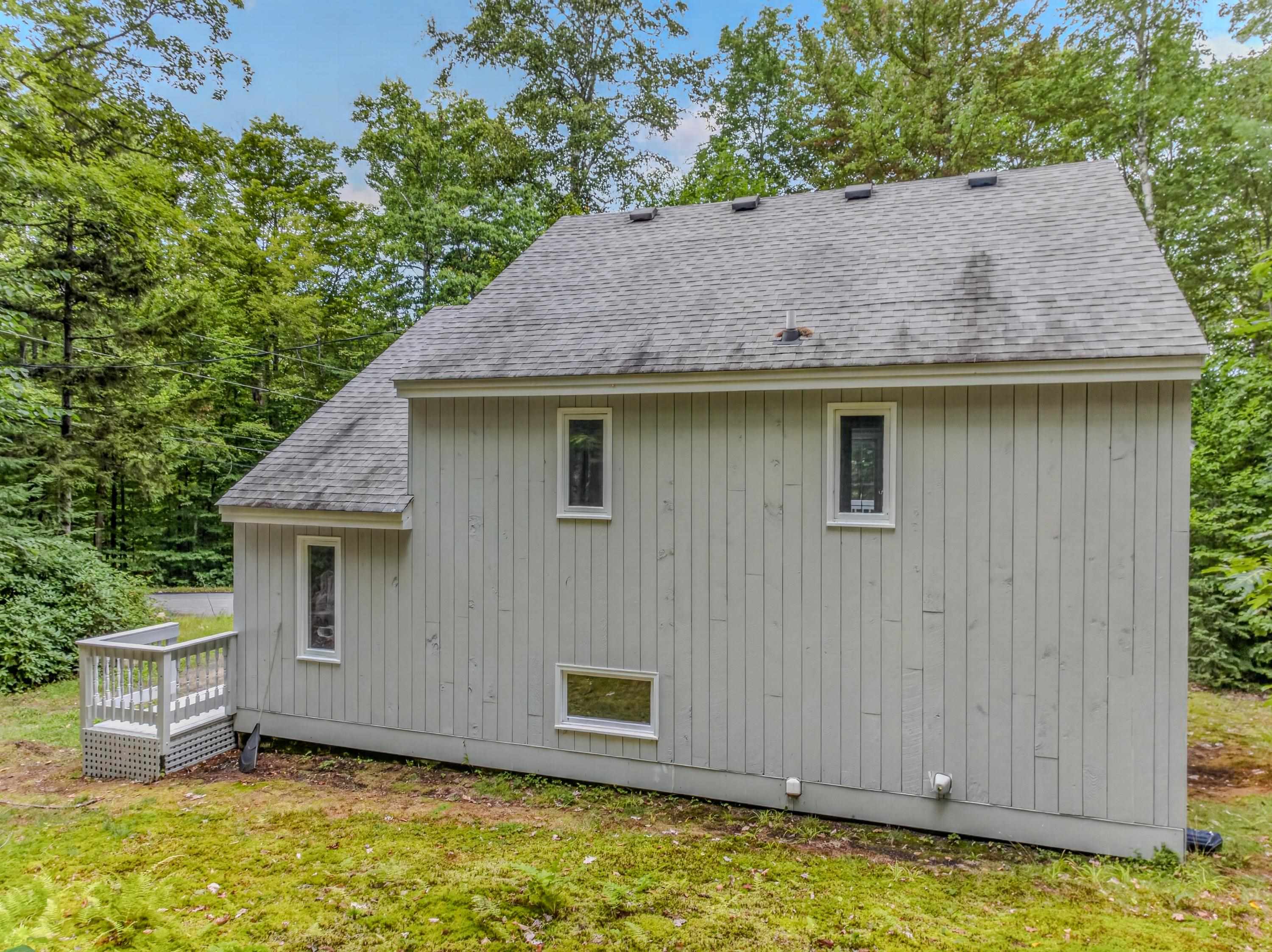 189 Snowood Drive Property Photo 8