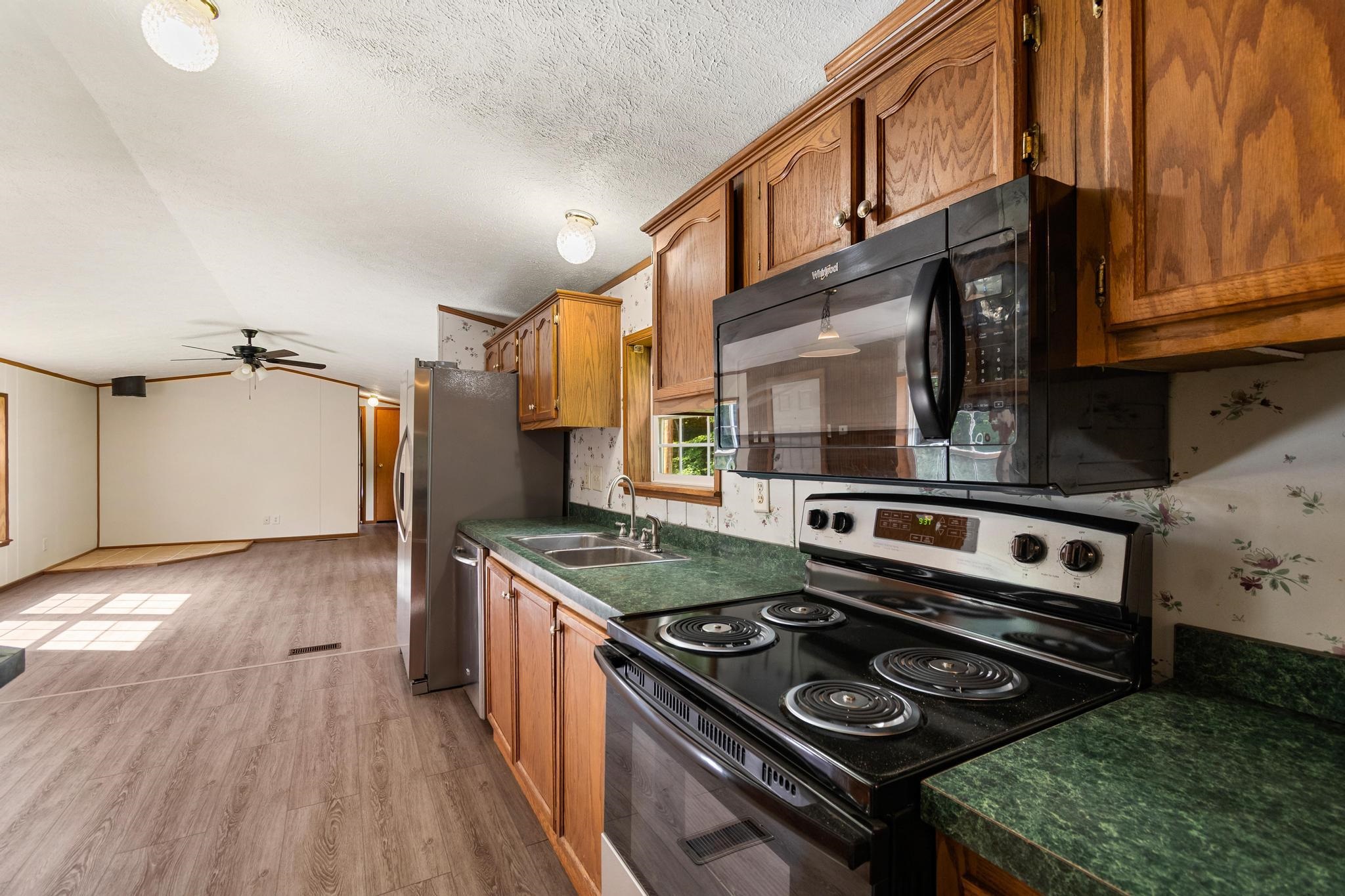 171 Dunton Road Property Photo 32