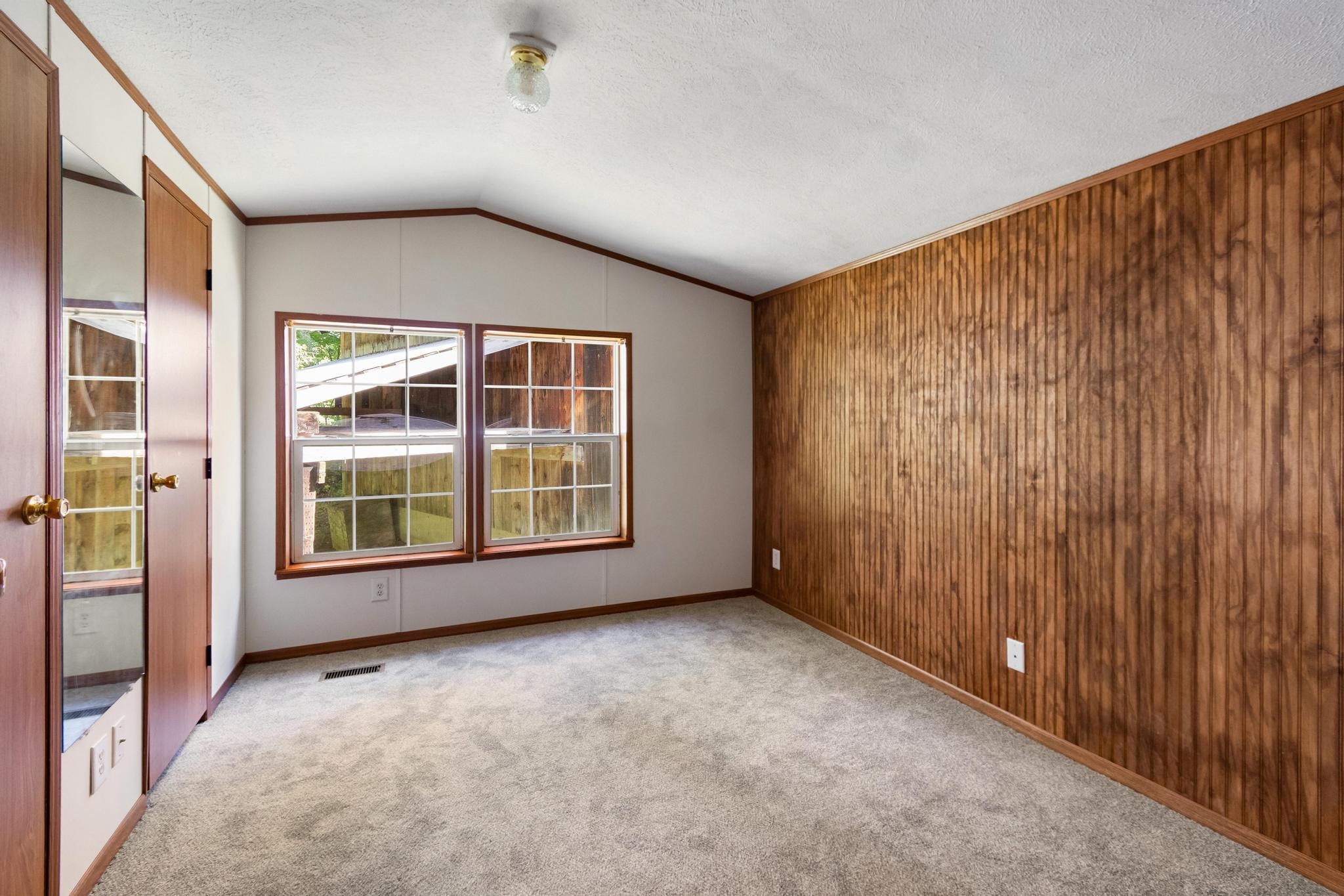 171 Dunton Road Property Photo 44