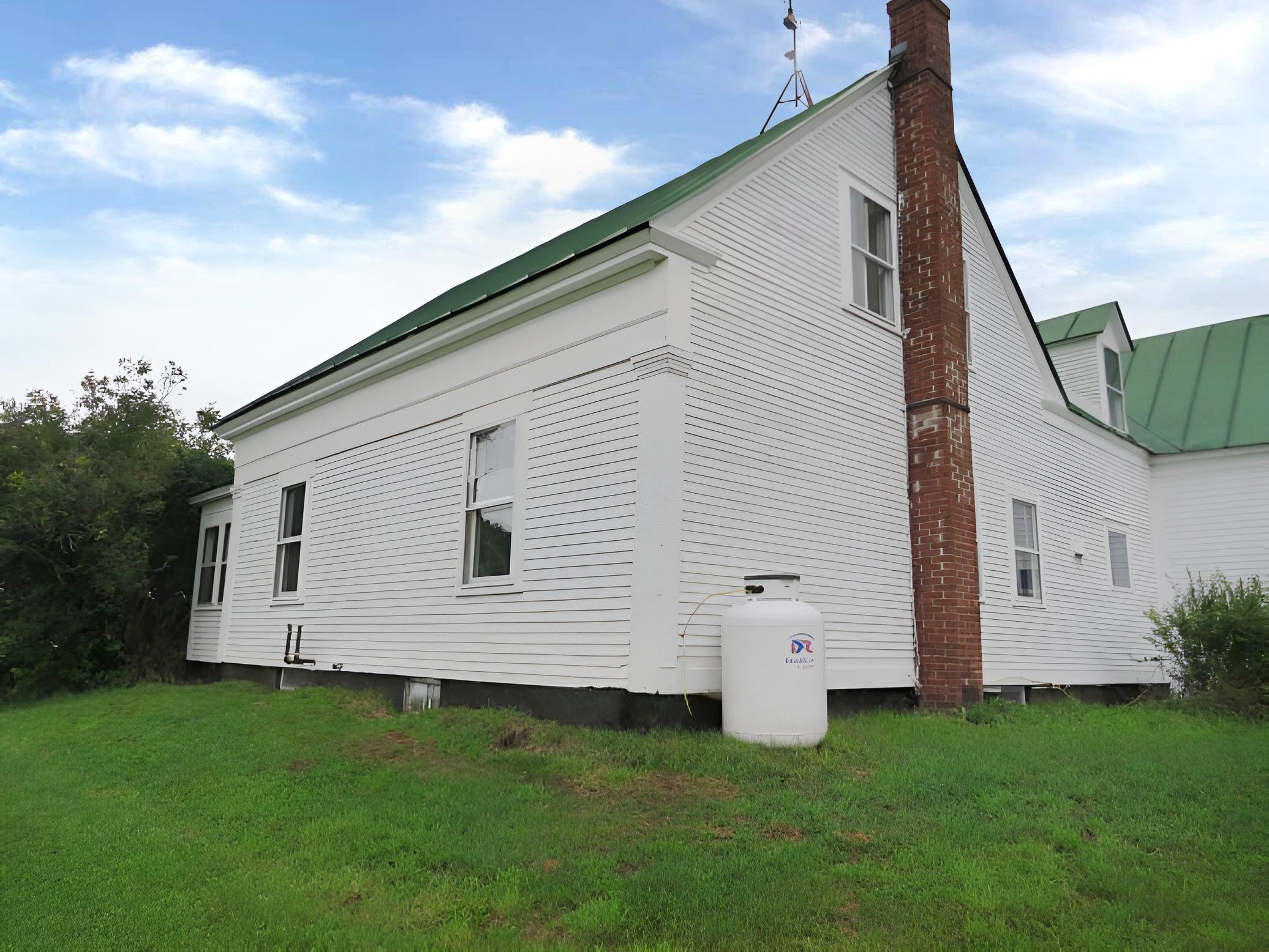 2151 Scott Highway Property Photo 3
