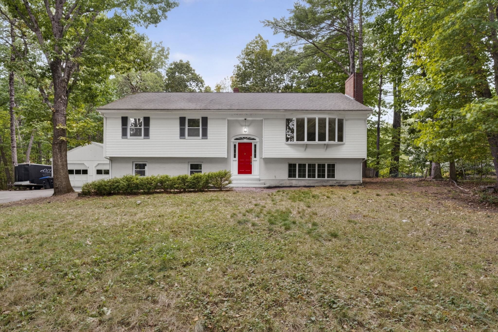 12 Sunnyside Drive Property Photo 1