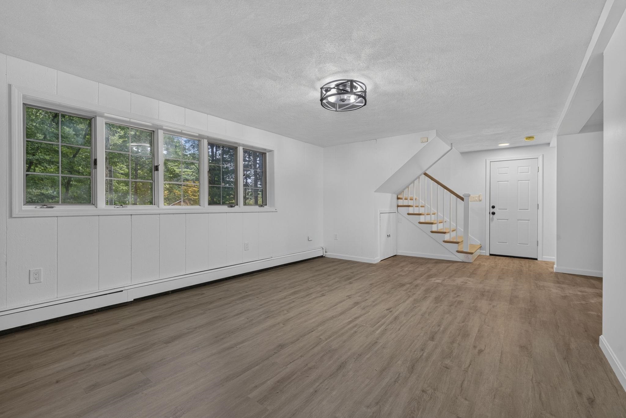 12 Sunnyside Drive Property Photo 25