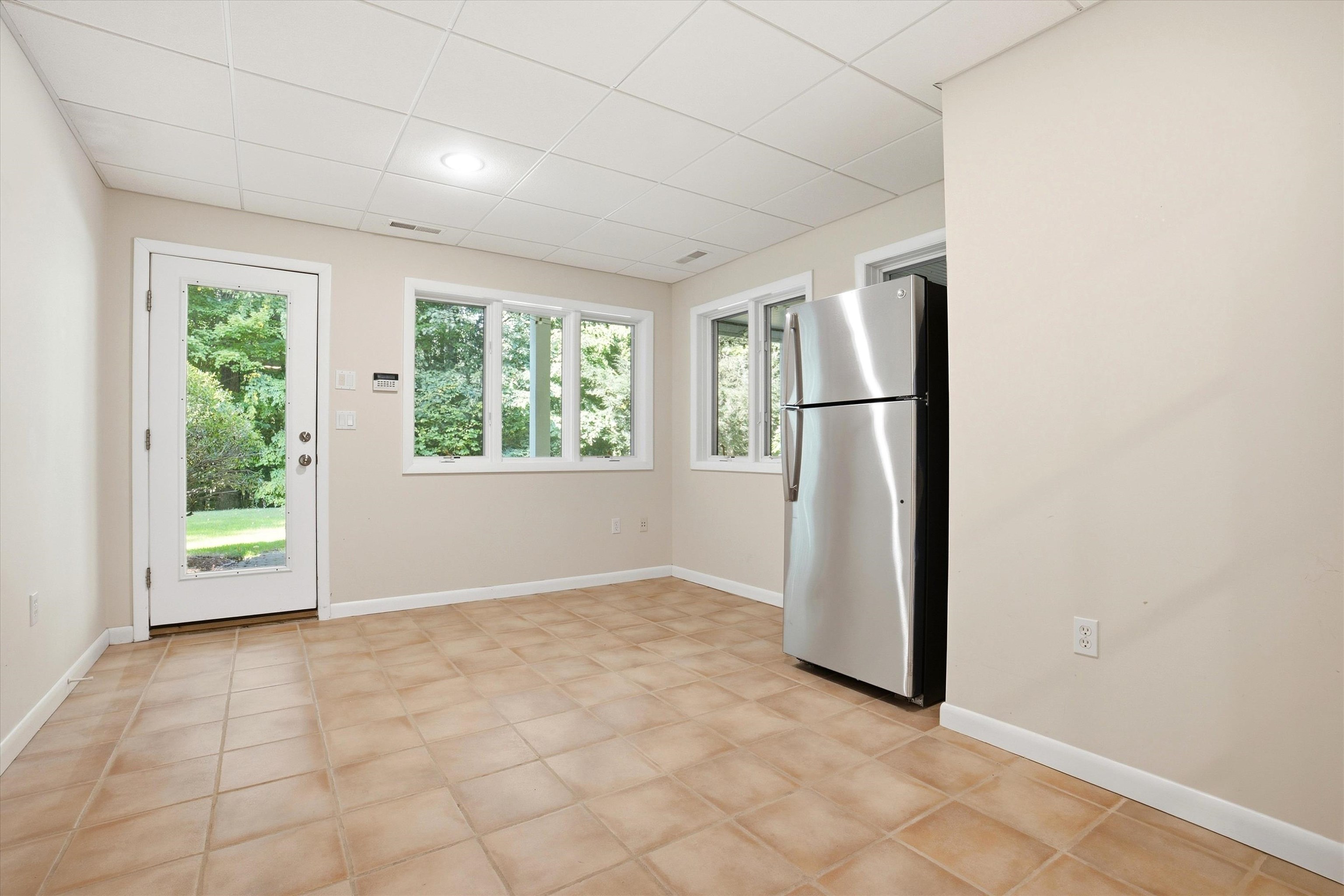 48 Colonel Daniels Drive Property Photo 45