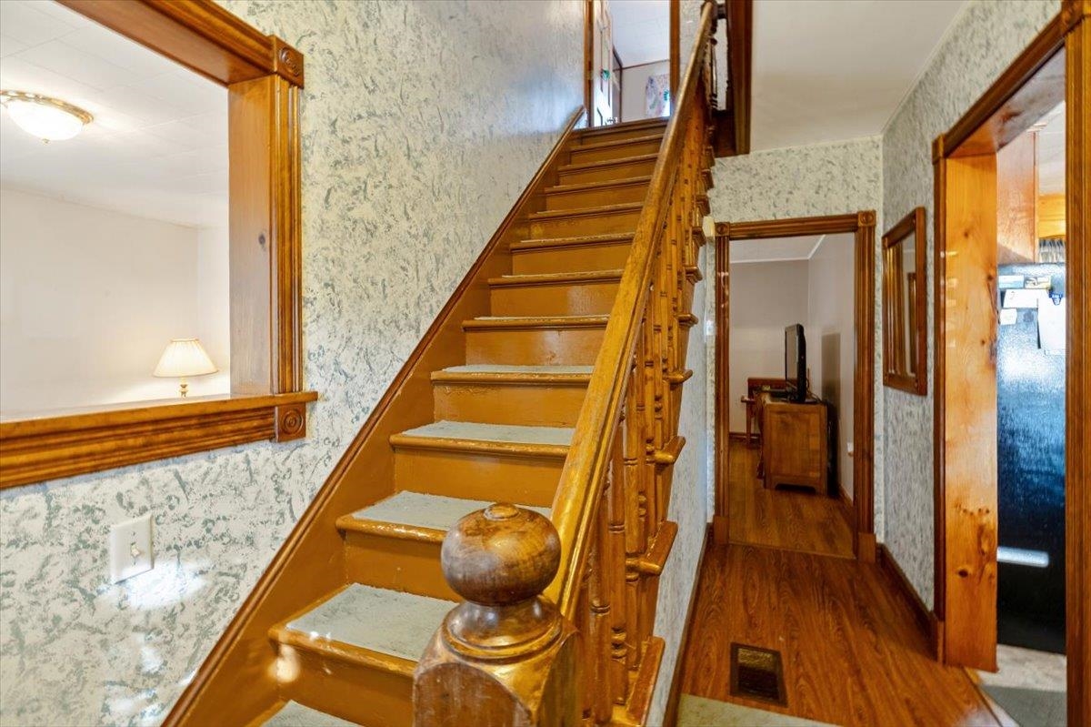 35 N Elm Street Property Photo 15