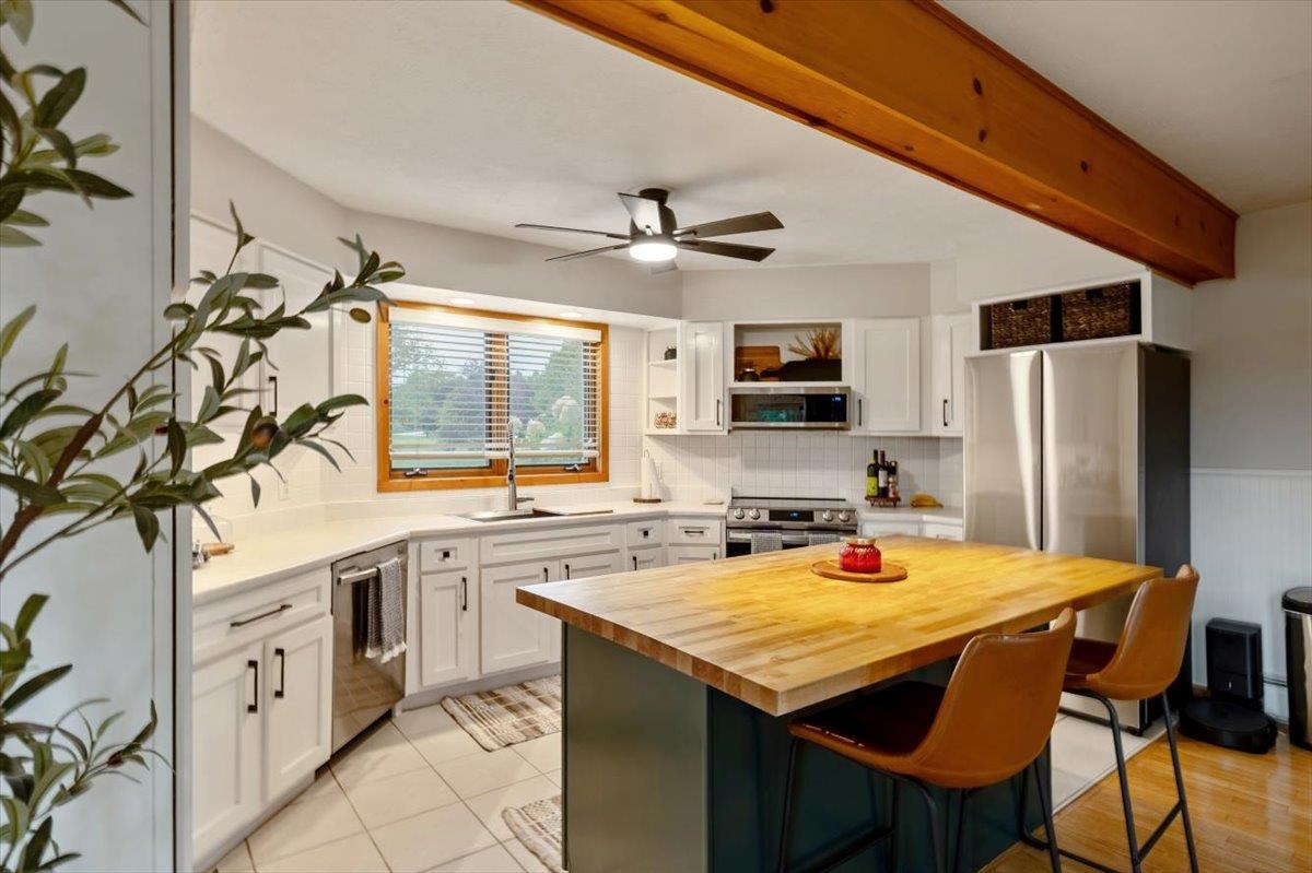 13 Country Club Estates Property Photo 18