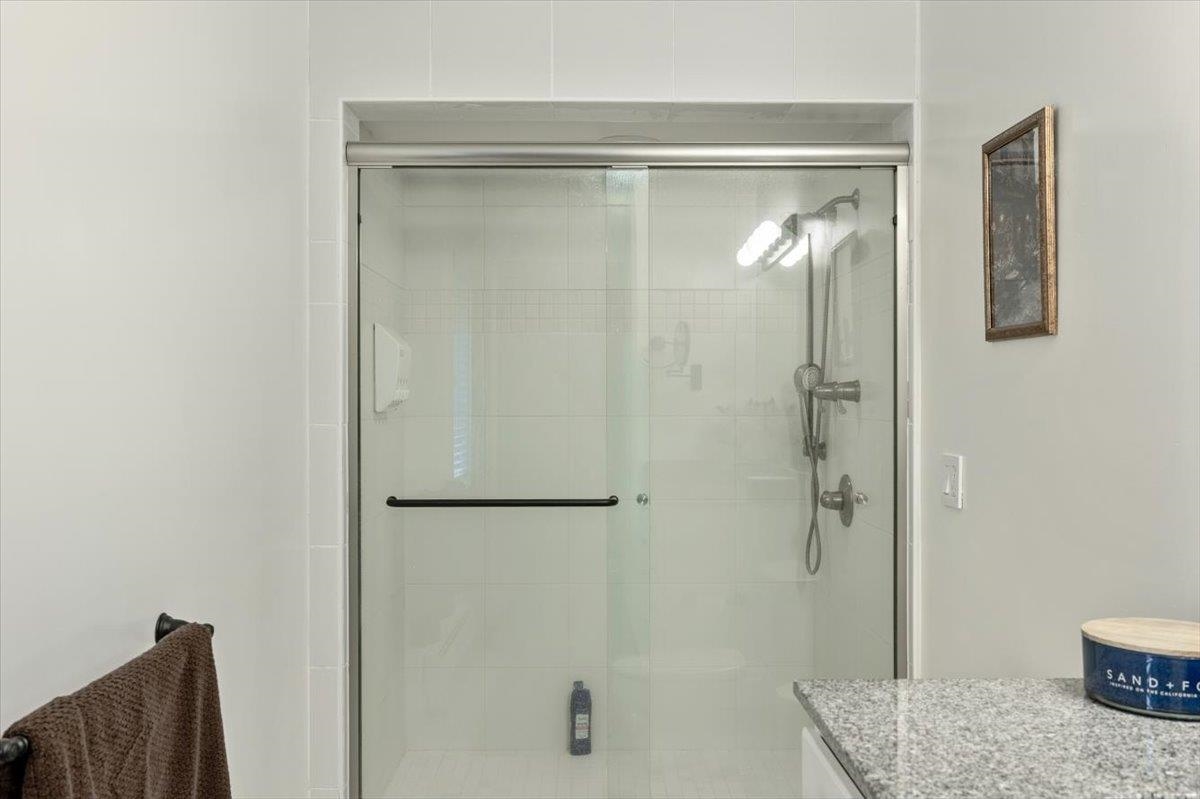 13 Country Club Estates Property Photo 37