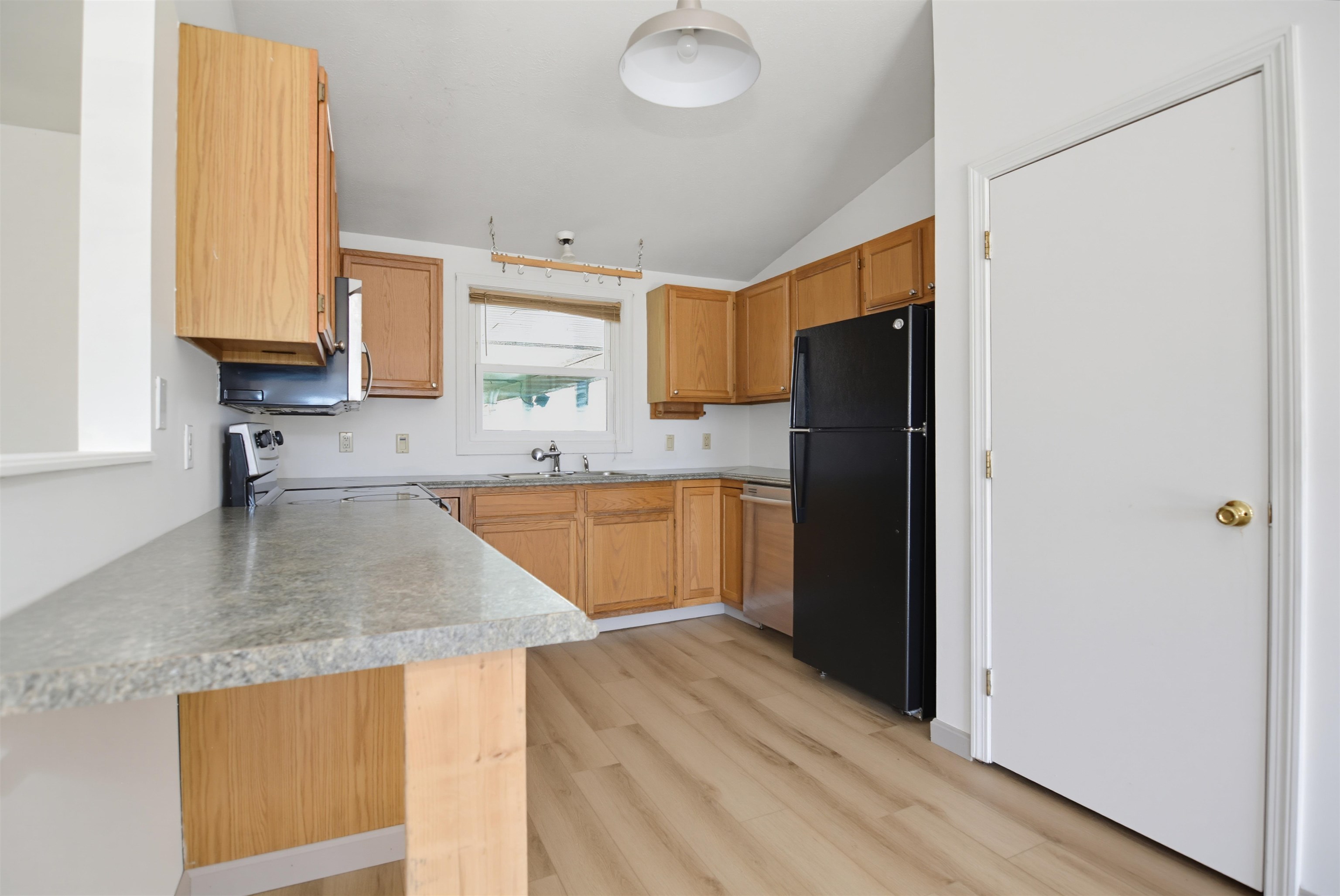 186 Dunbarton Road Property Photo 9