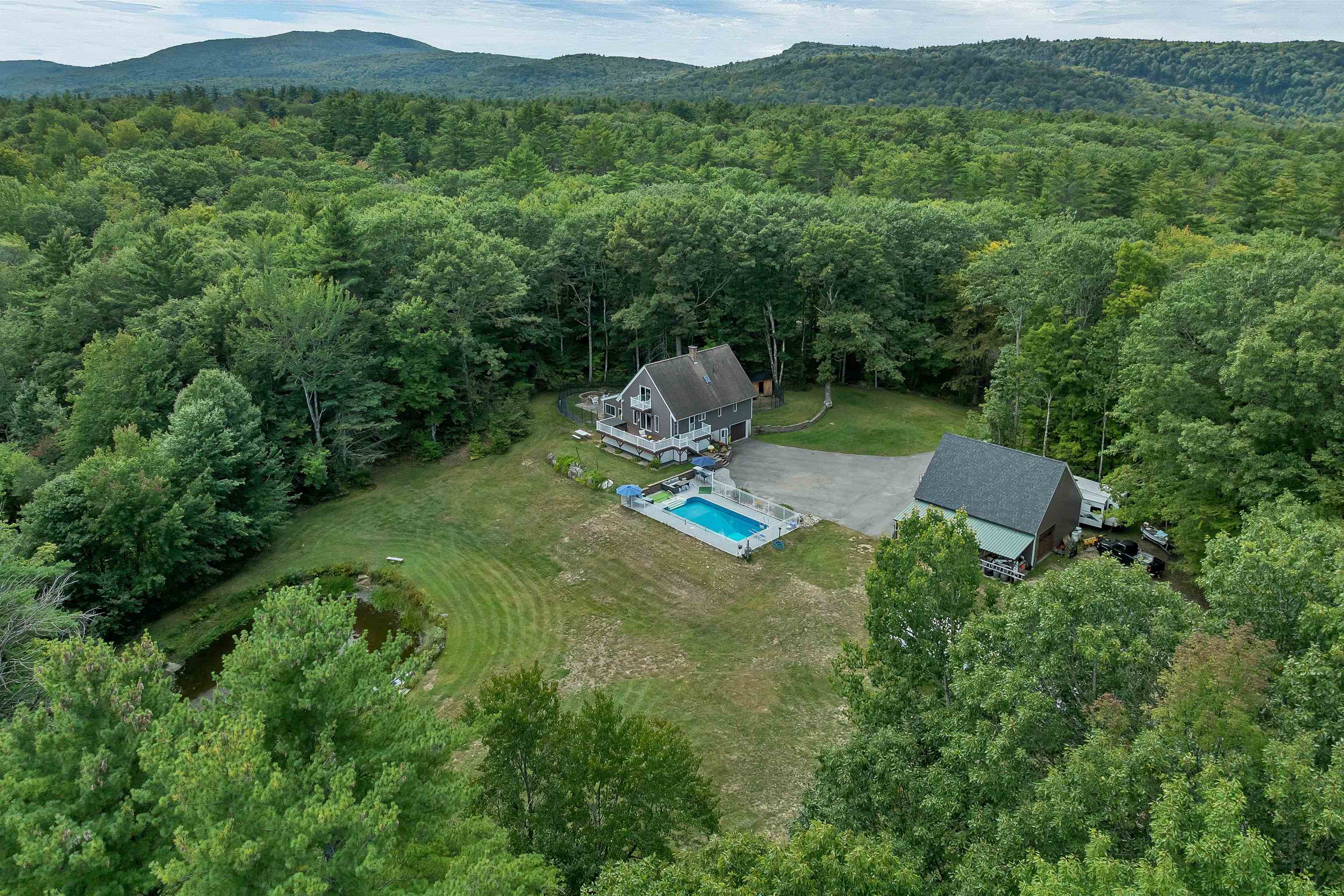 456 Wentworth Road Property Photo 1