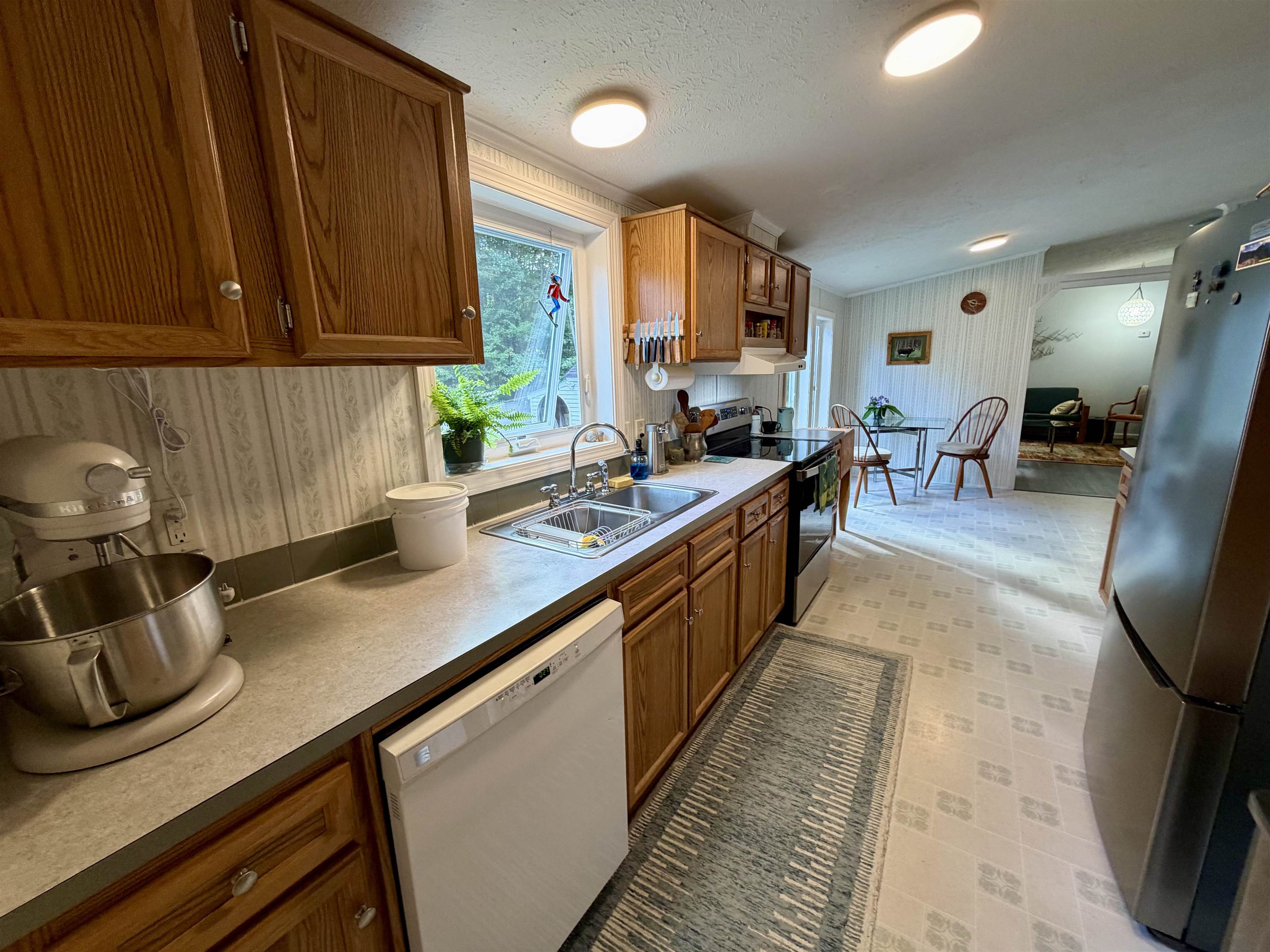 96 Lower Pines Road Property Photo 13
