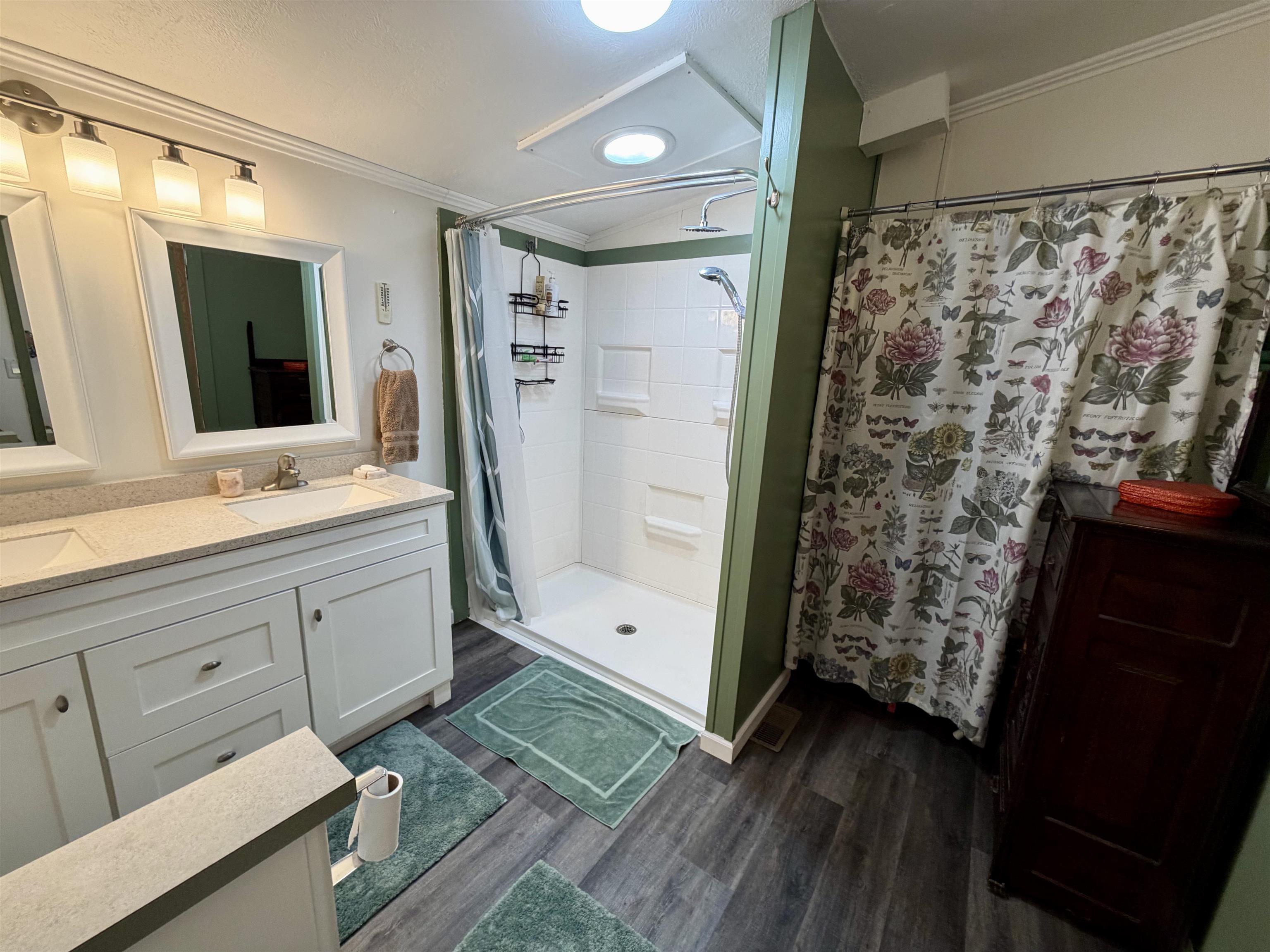 96 Lower Pines Road Property Photo 32