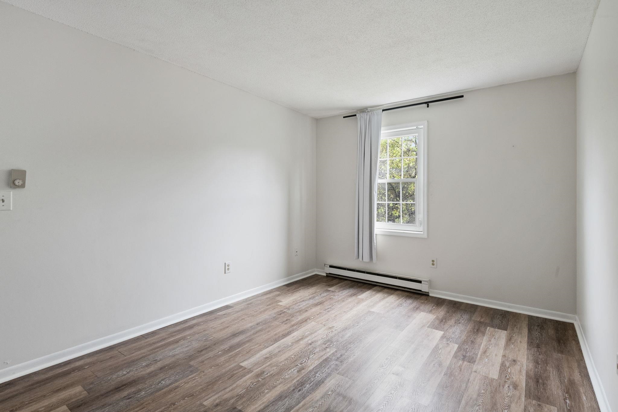 86 Twin Oaks Terrace Property Photo 28