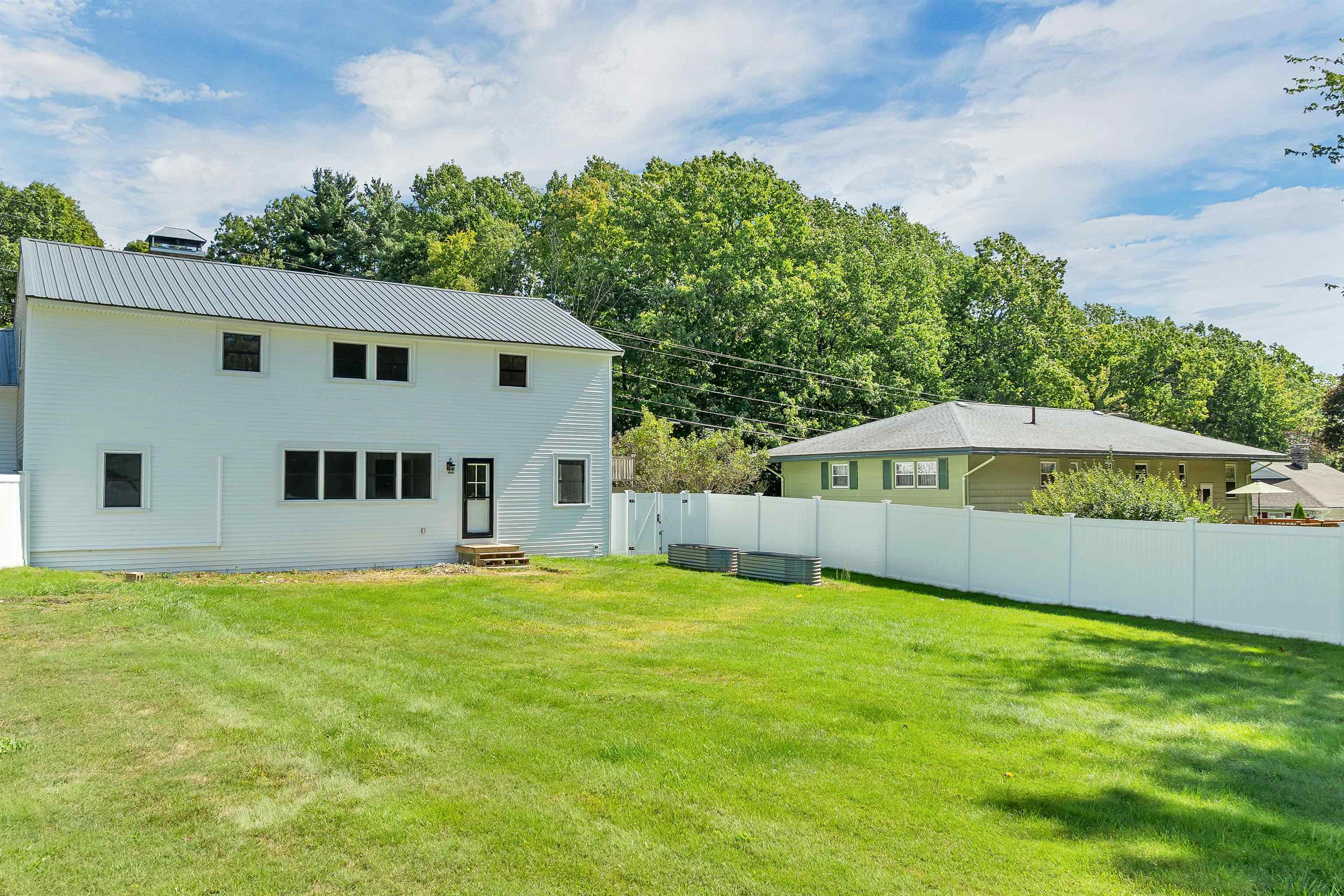 76 Ridgewood Avenue Property Photo 4