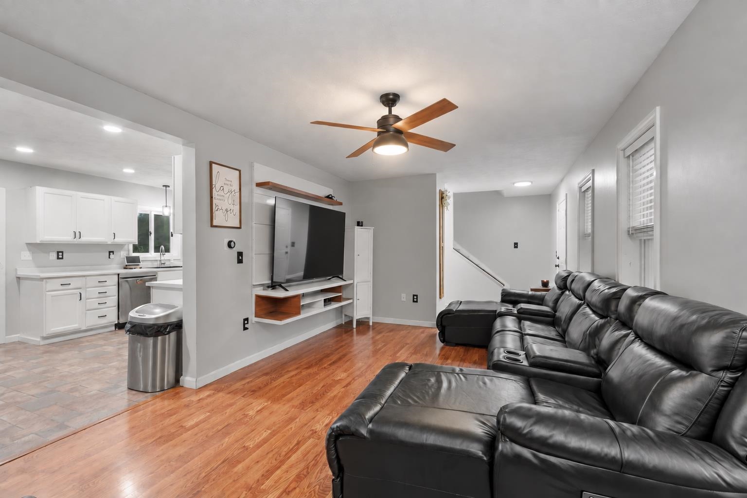 31 Monroe Circle Property Photo 8