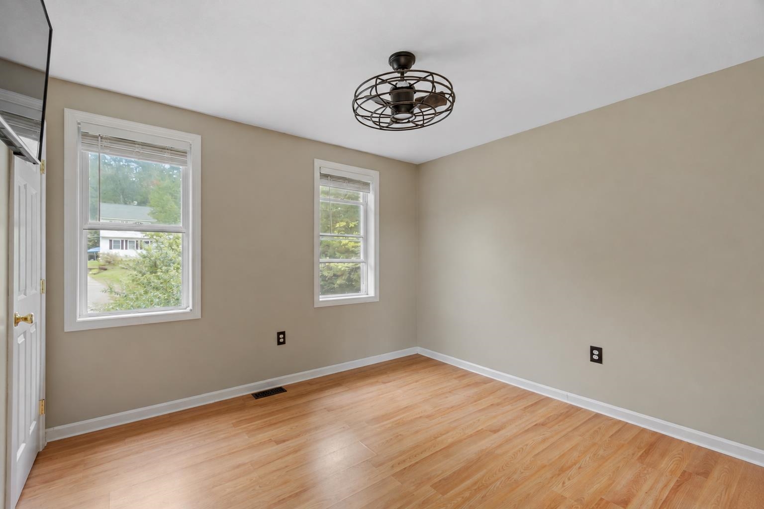31 Monroe Circle Property Photo 26
