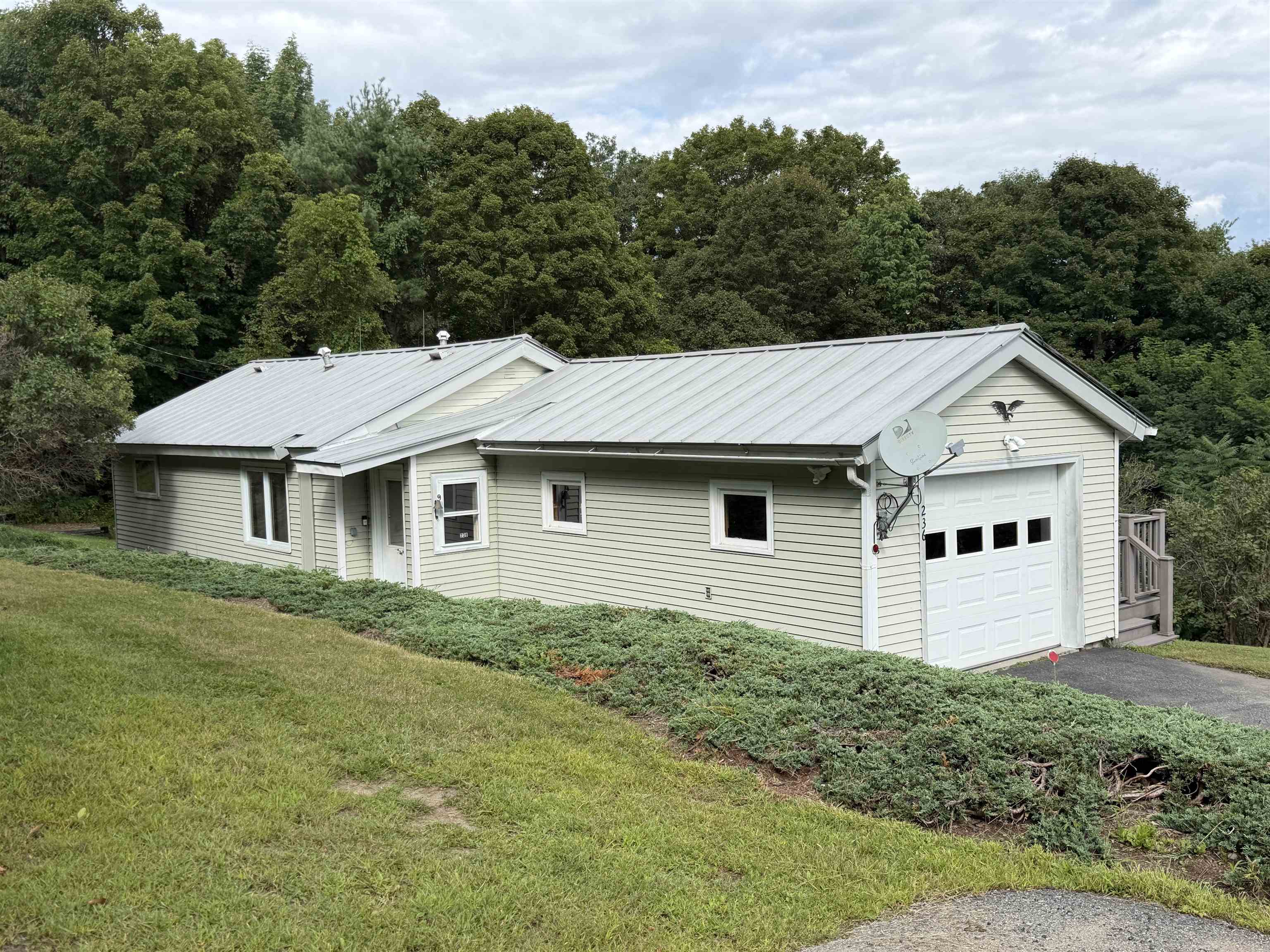 236 Summer Street Property Photo 1