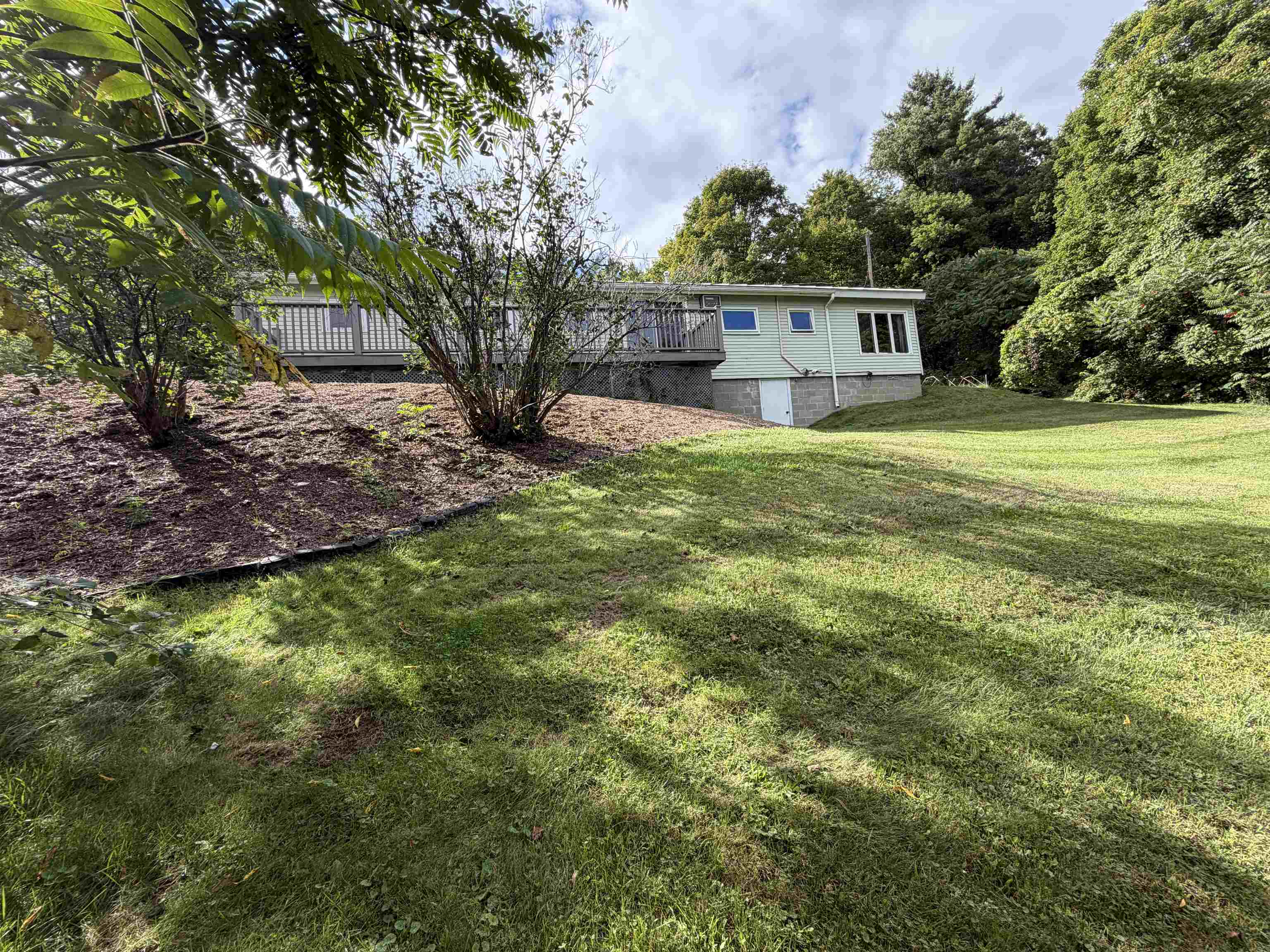 236 Summer Street Property Photo 4