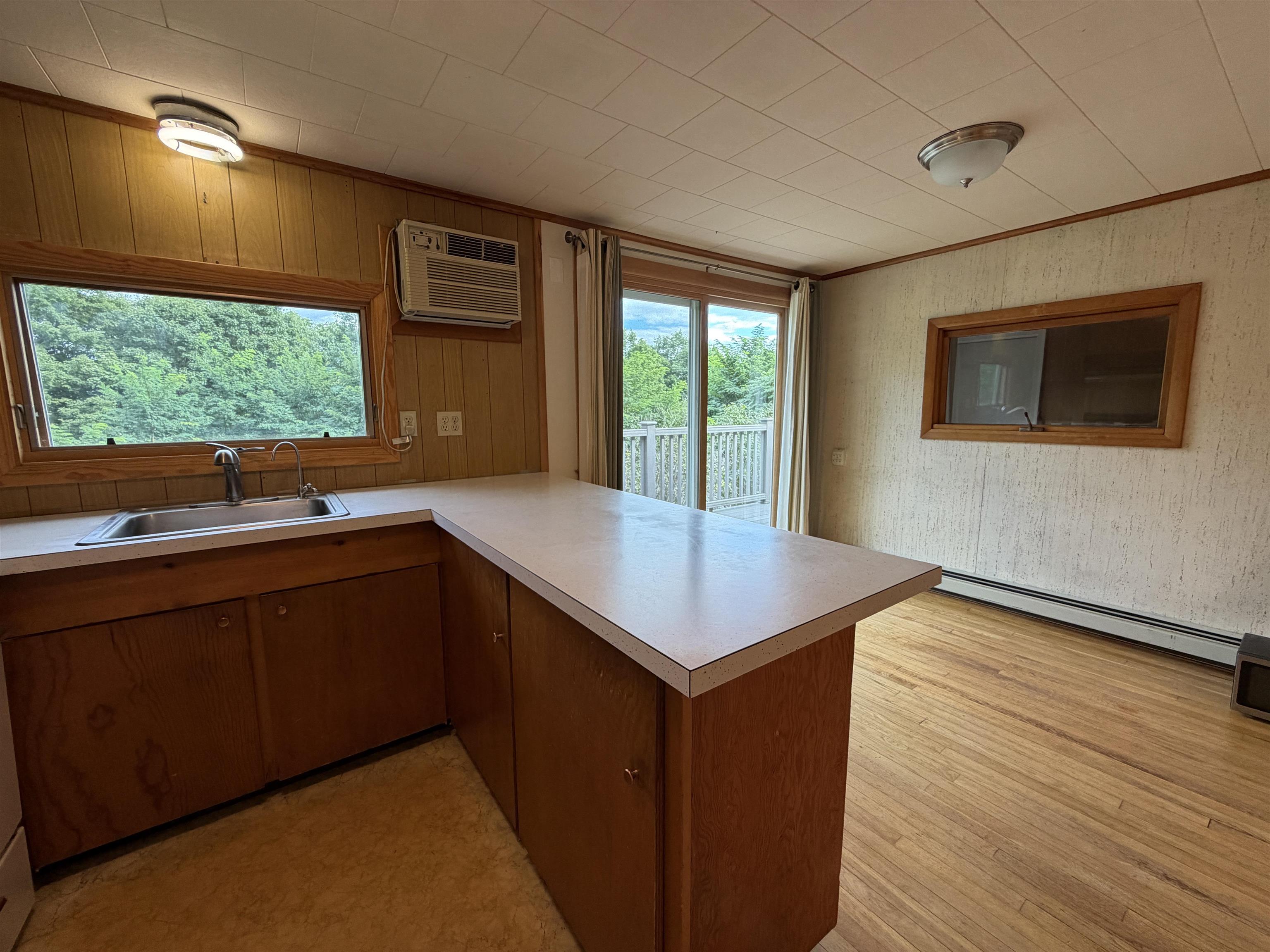 236 Summer Street Property Photo 10