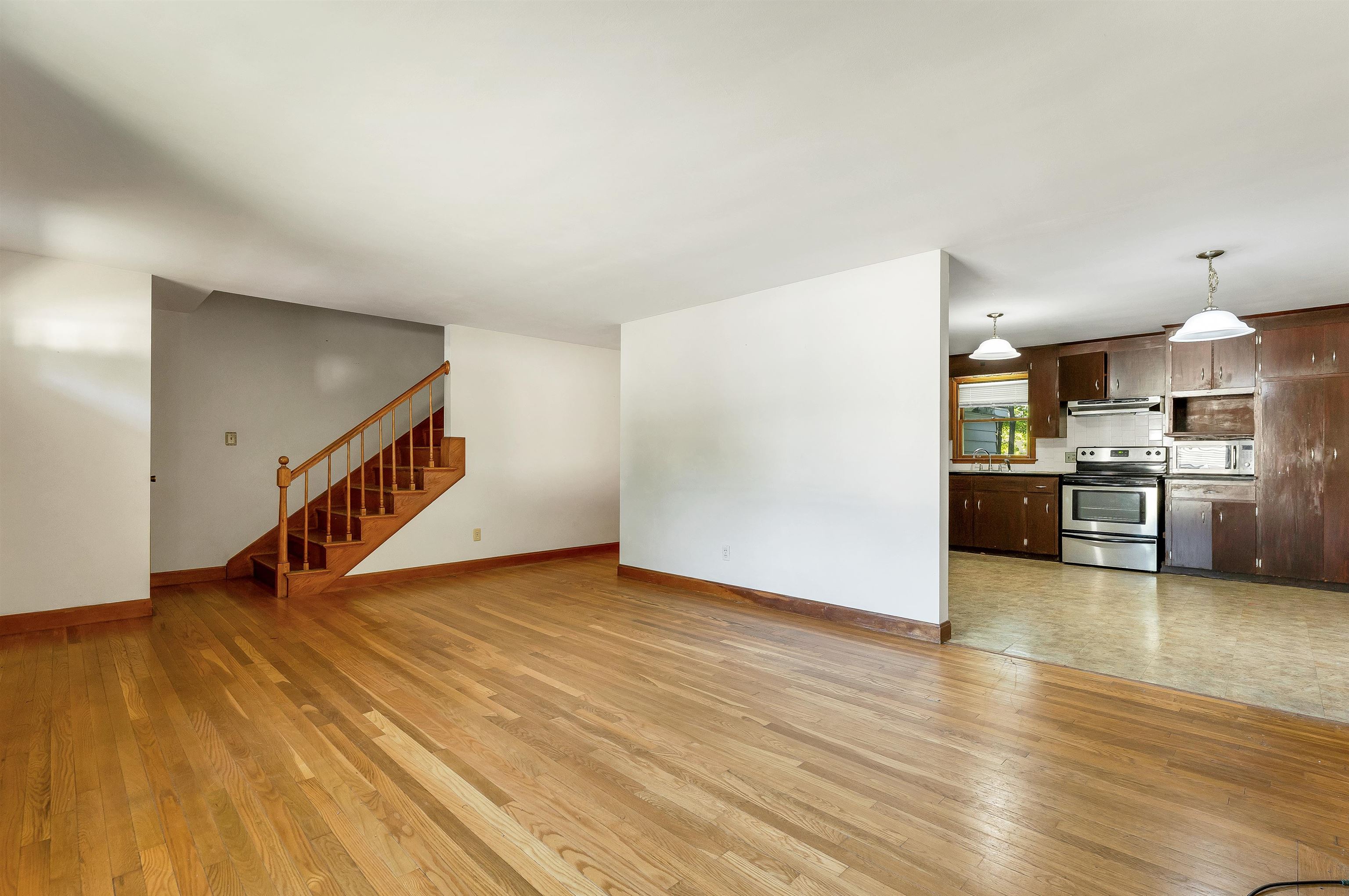 53 Rowell Street Property Photo 16