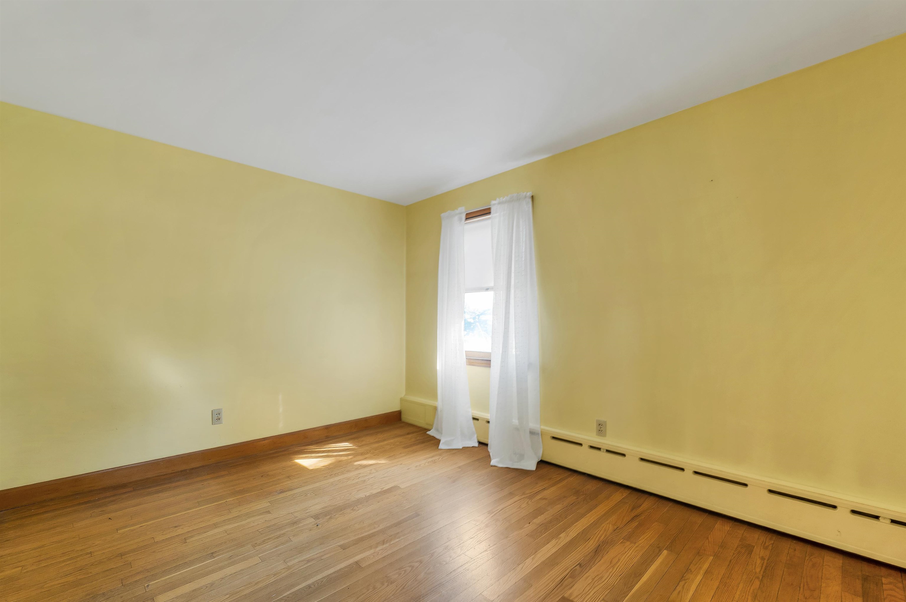 53 Rowell Street Property Photo 21