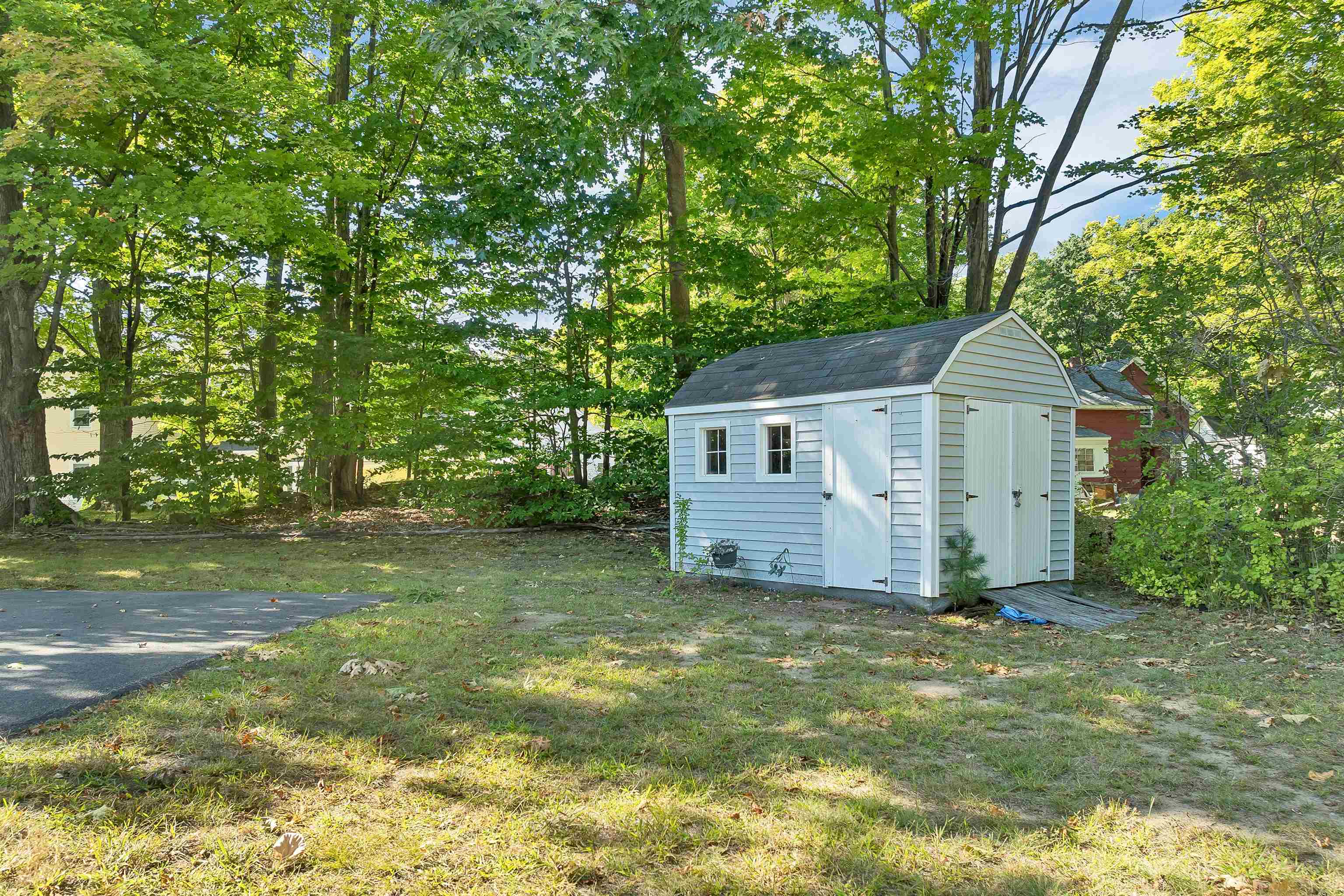 53 Rowell Street Property Photo 40