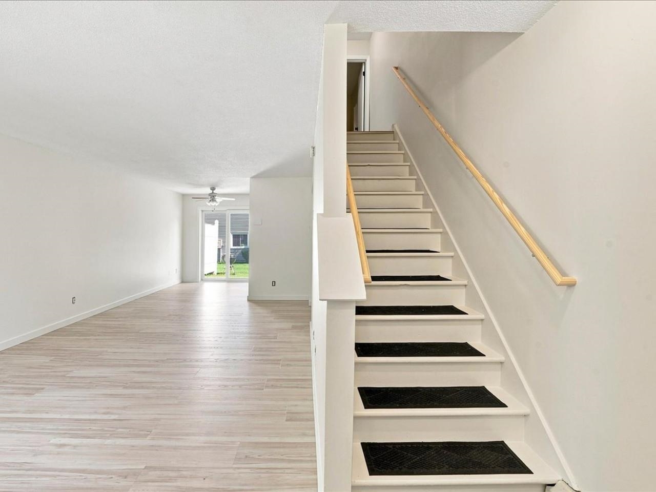 B2 Grandview Drive Property Photo 4