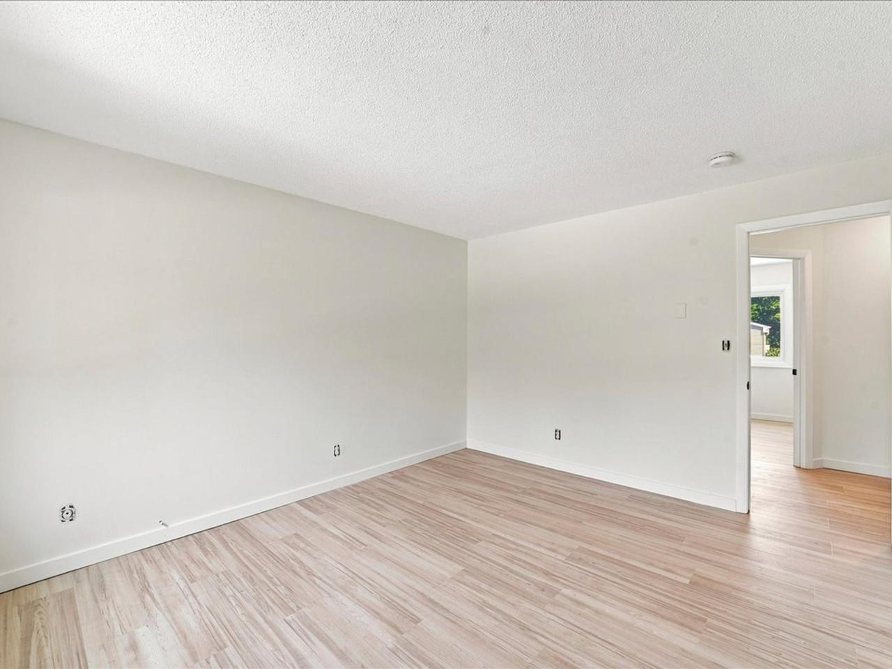 B2 Grandview Drive Property Photo 17