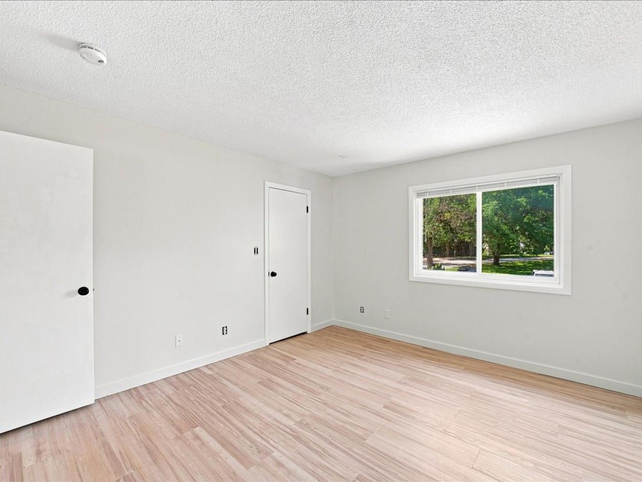 B2 Grandview Drive Property Photo 18