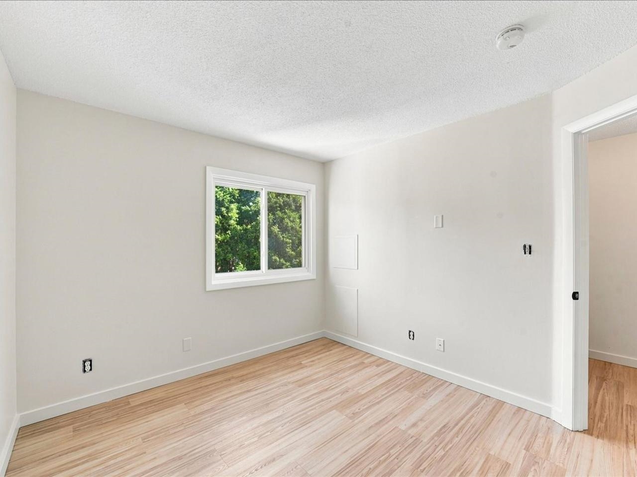B2 Grandview Drive Property Photo 21