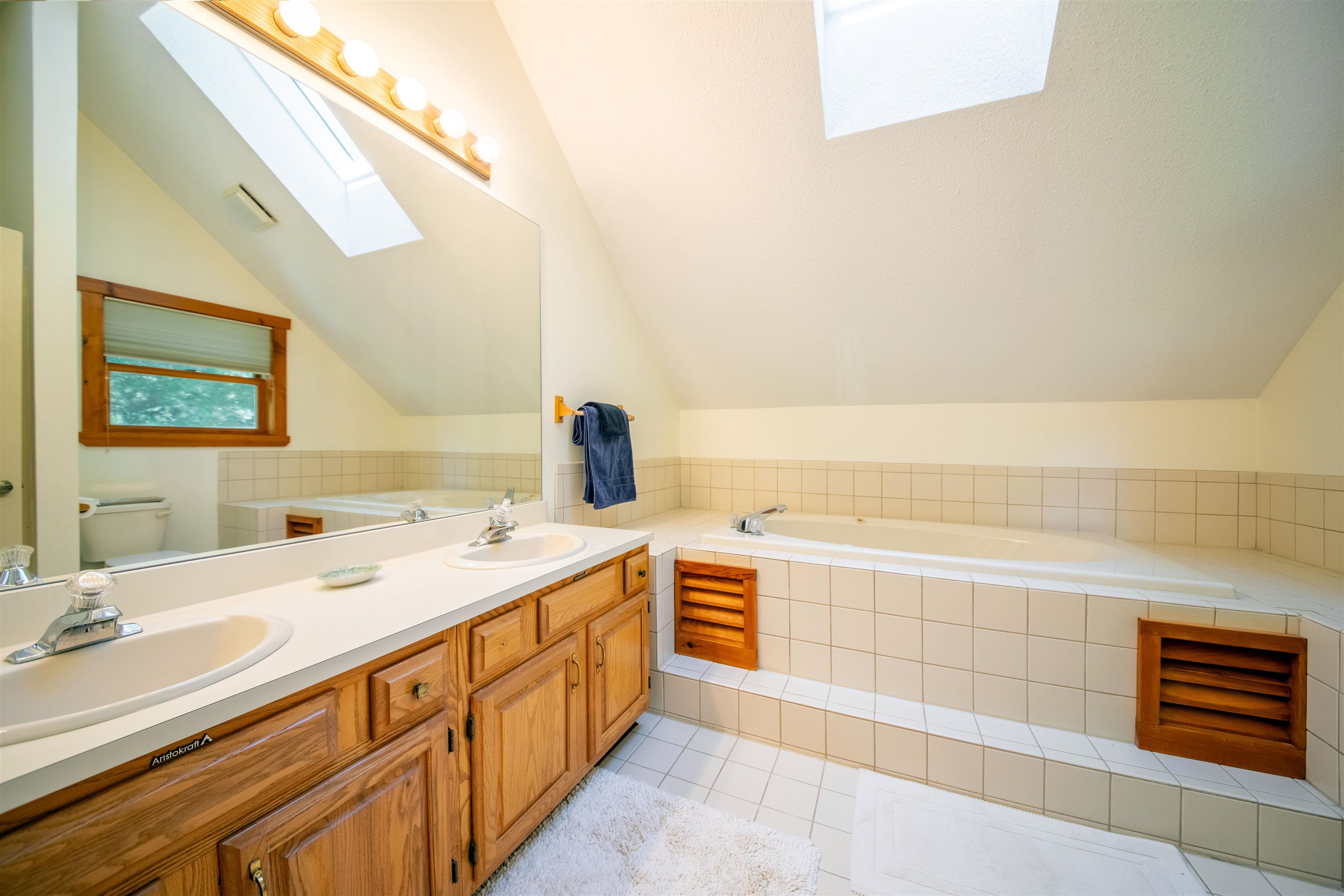 38d Greenspring Road Property Photo 20