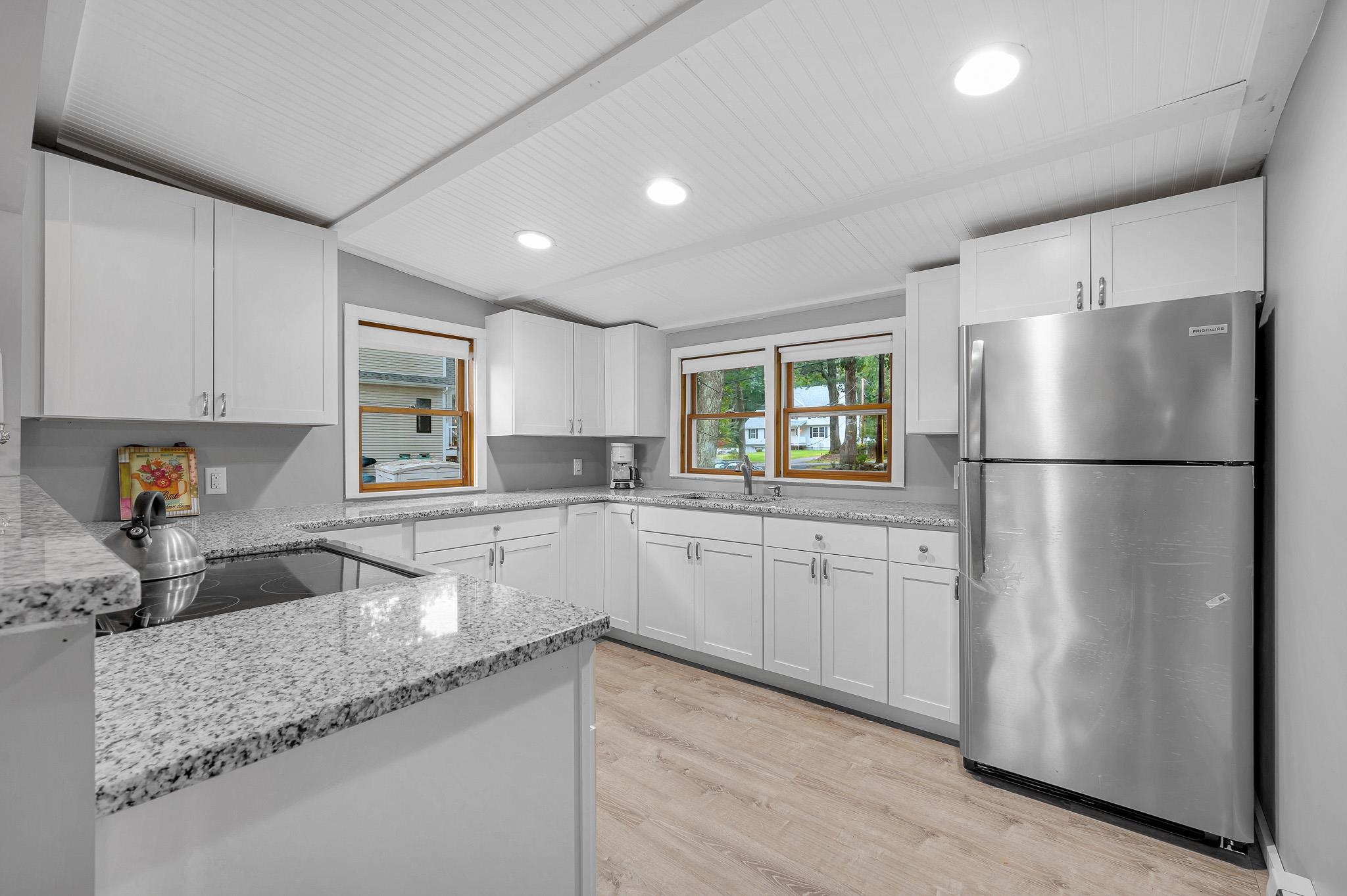 297 Shore Drive Property Photo 10