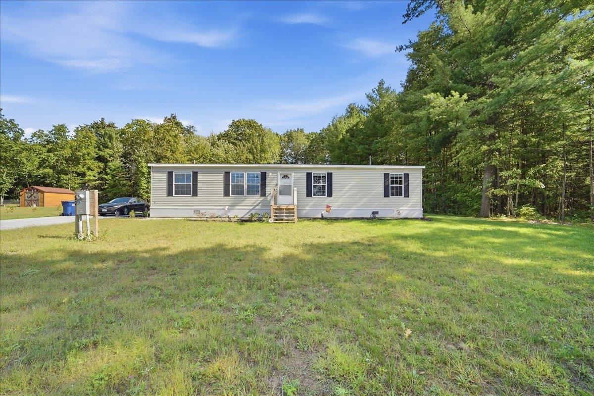 92 Easy Street Property Photo 1