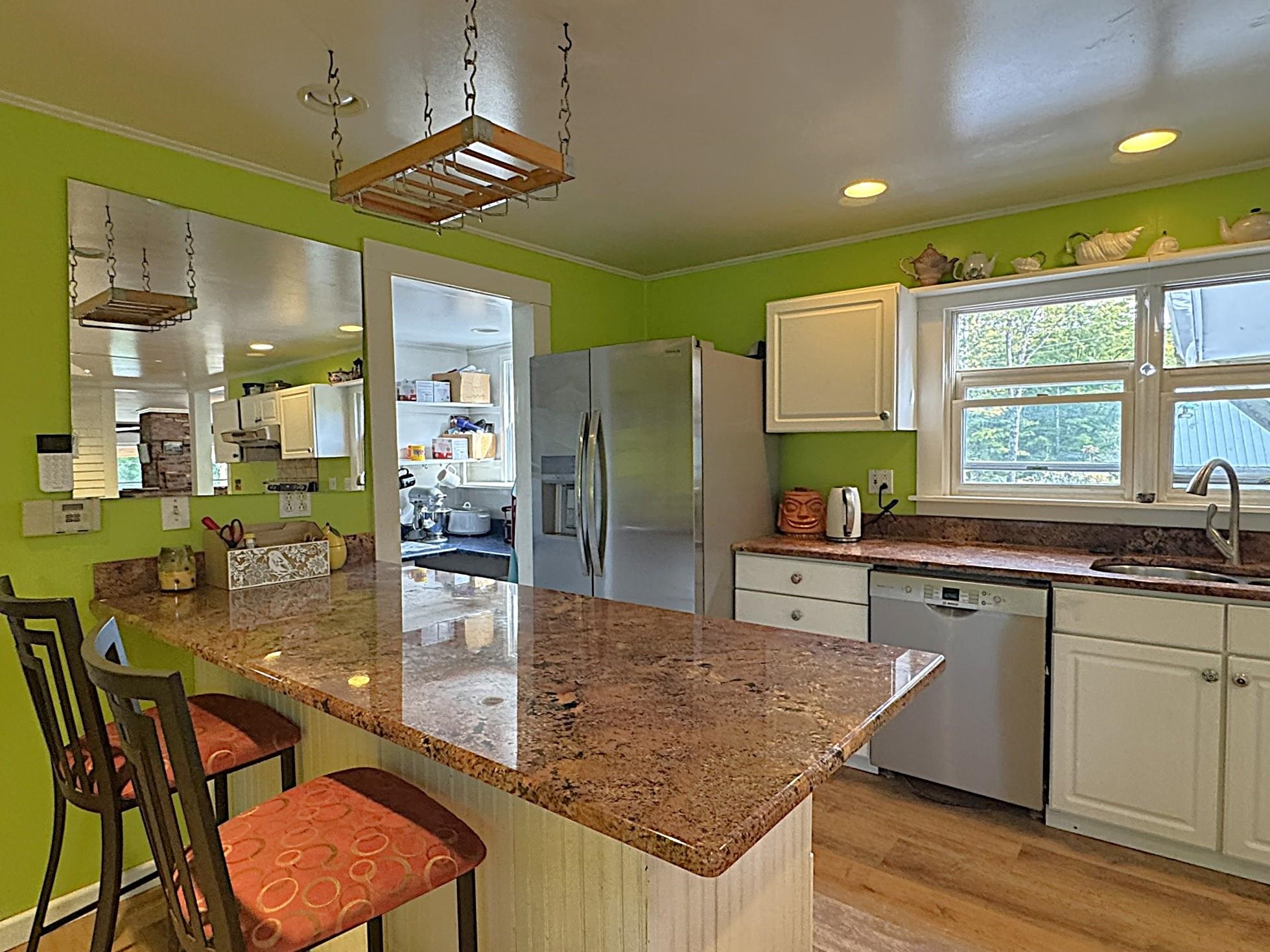 1001 Maple Street Property Photo 4
