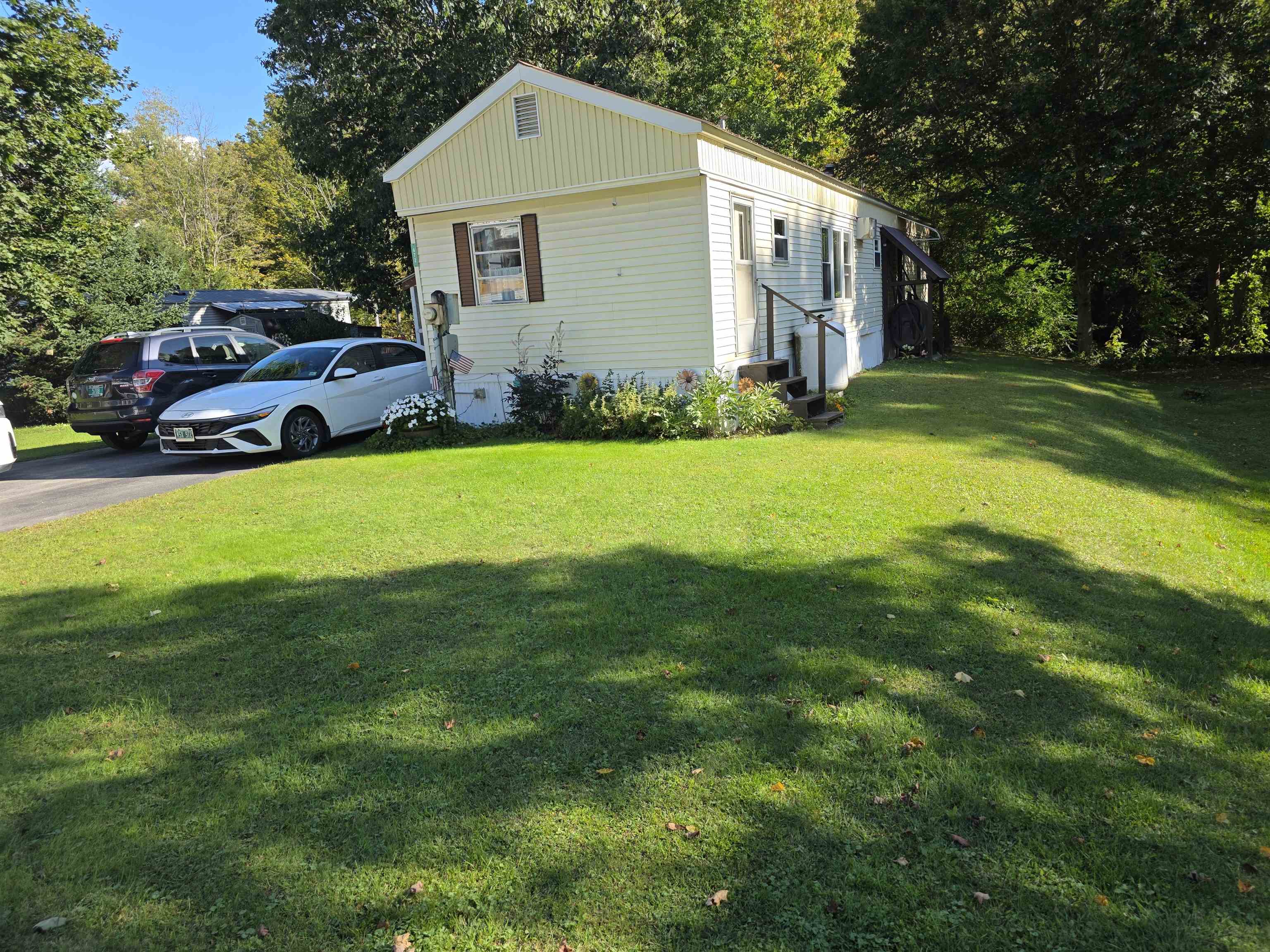 672 Giddings Street Property Photo 1