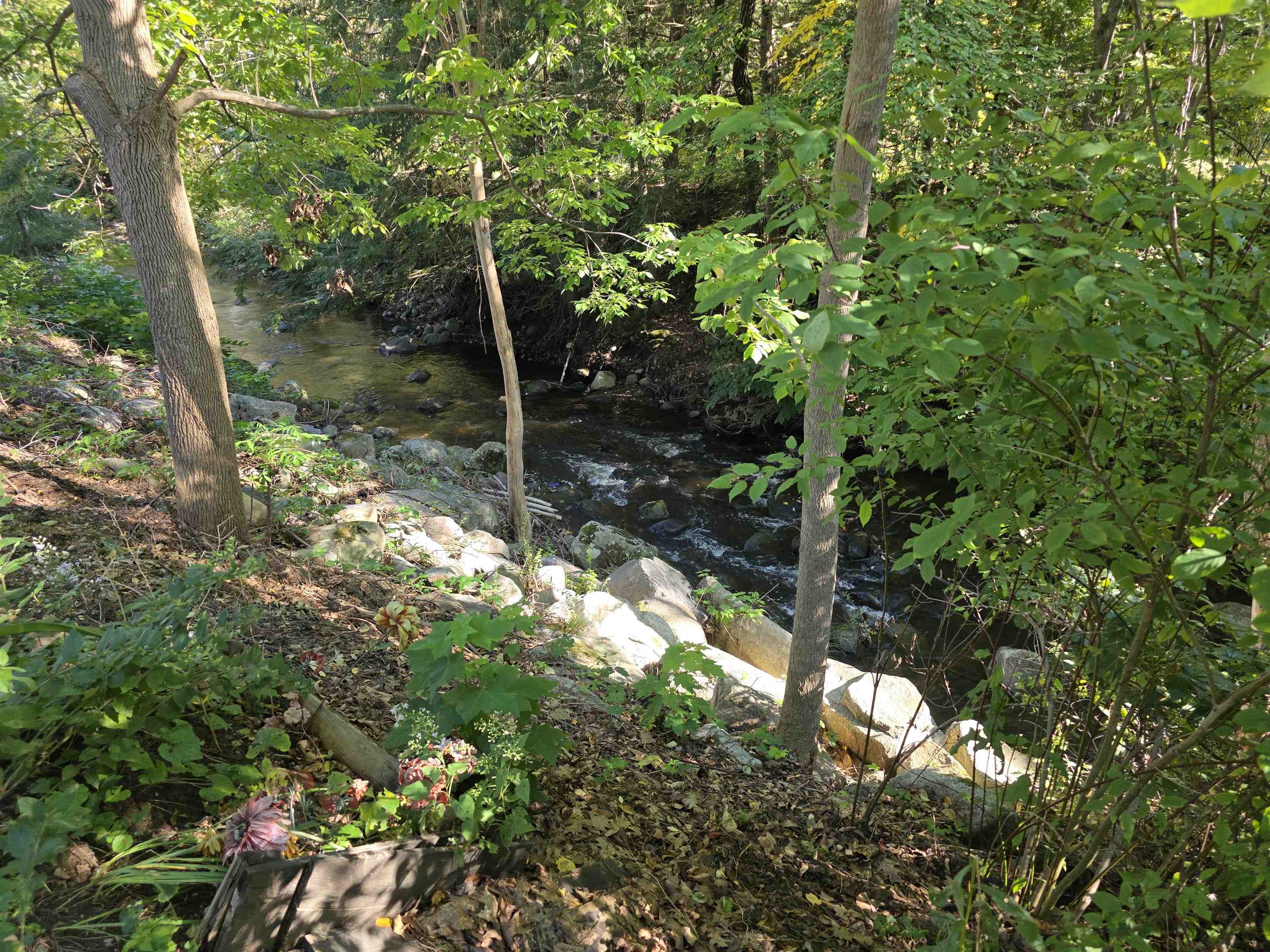 672 Giddings Street Property Photo 6