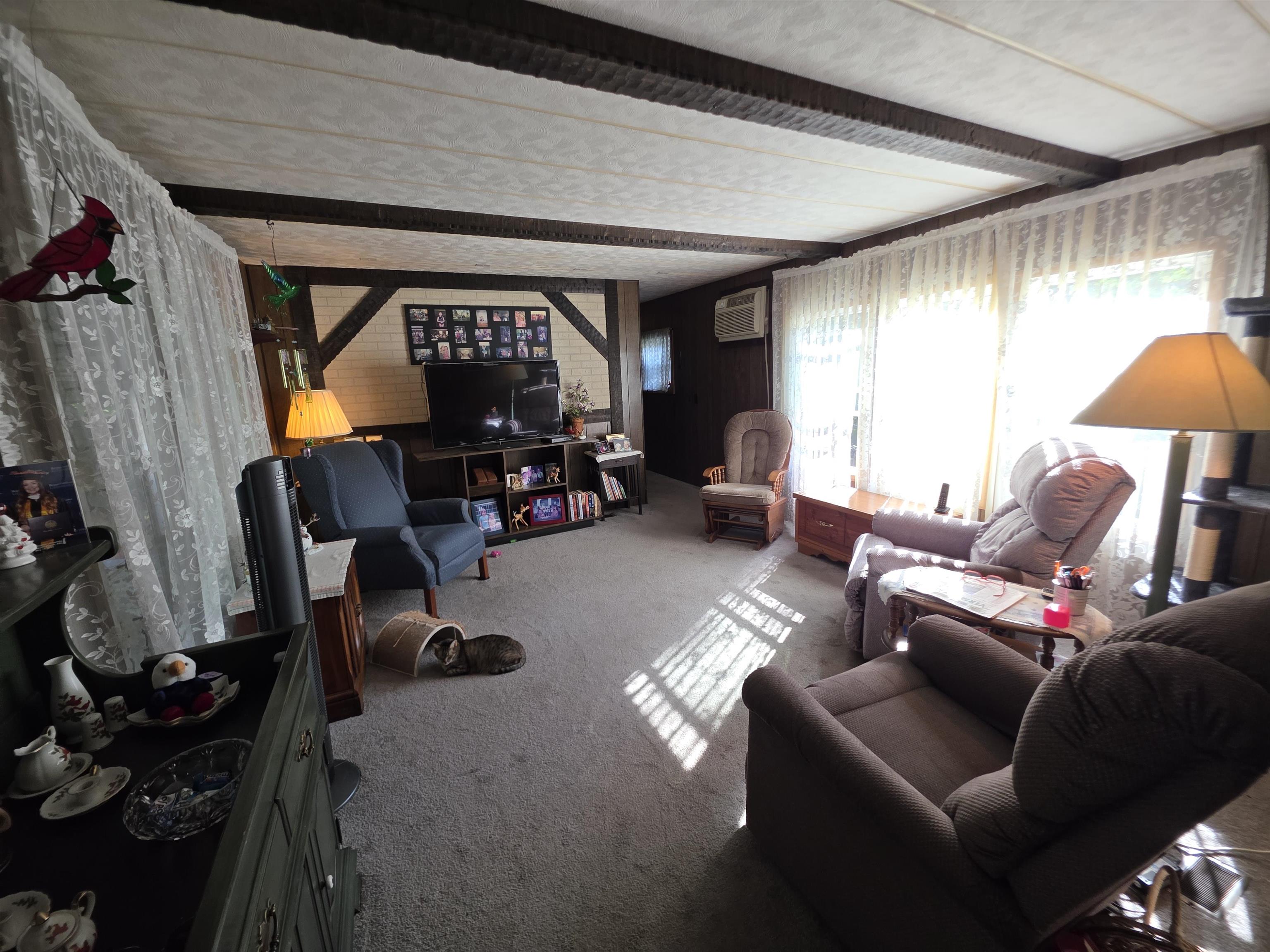 672 Giddings Street Property Photo 9