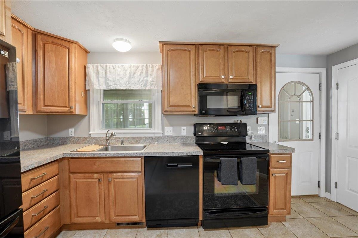 15 Brookman Street Property Photo 13