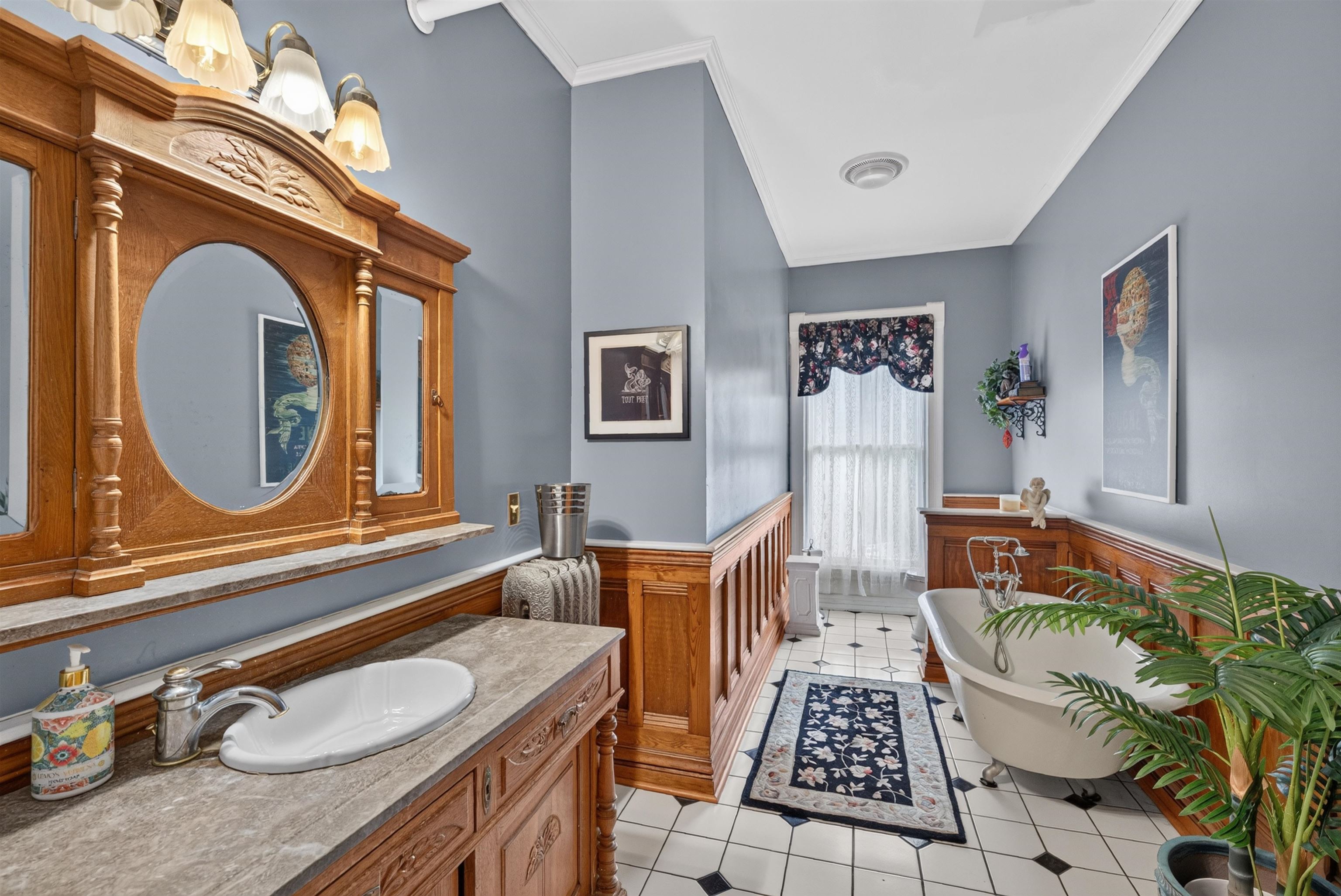51 Mount St Mary's Way Property Photo 14