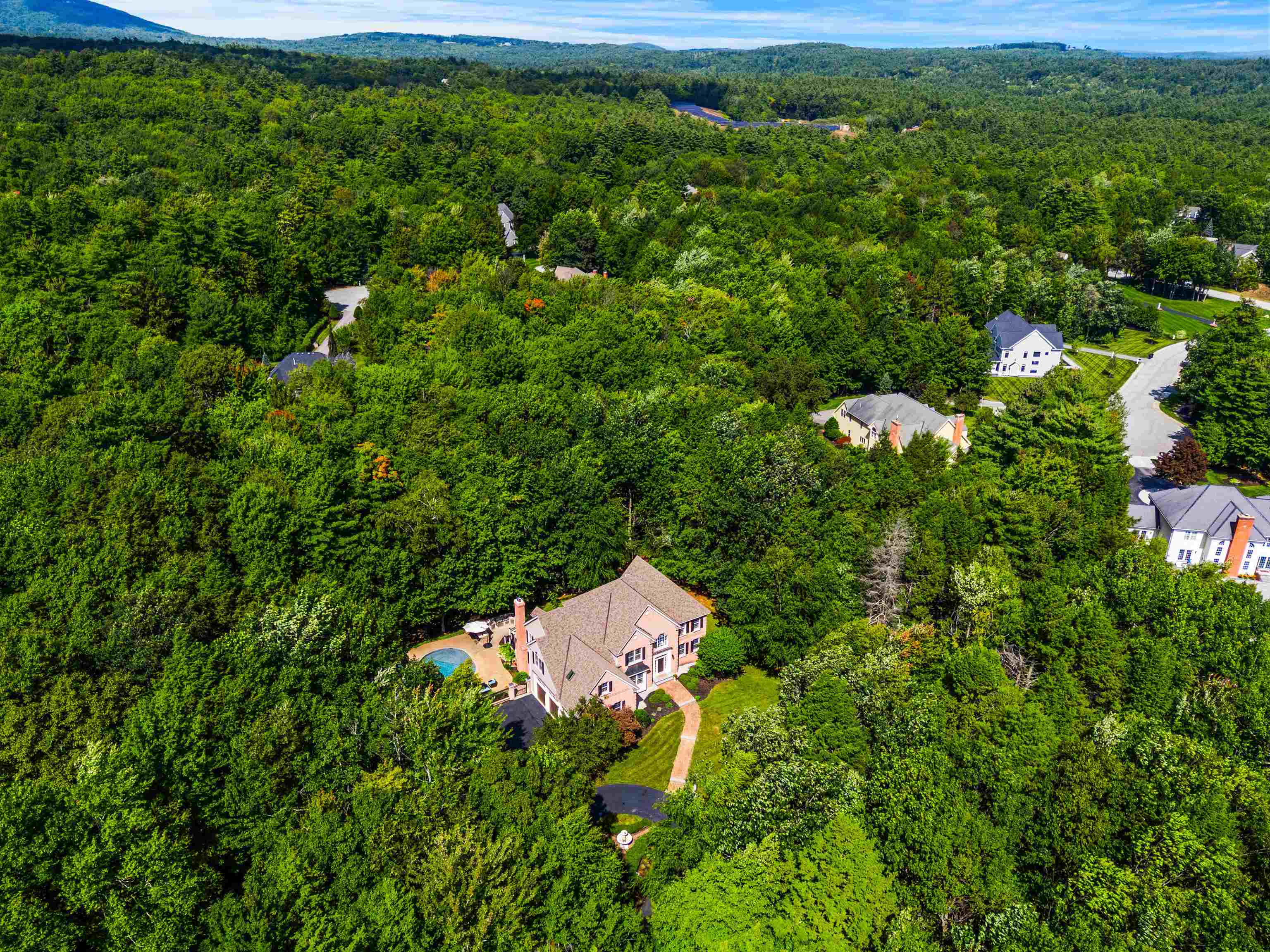 2 Rolling Woods Drive Property Photo 8