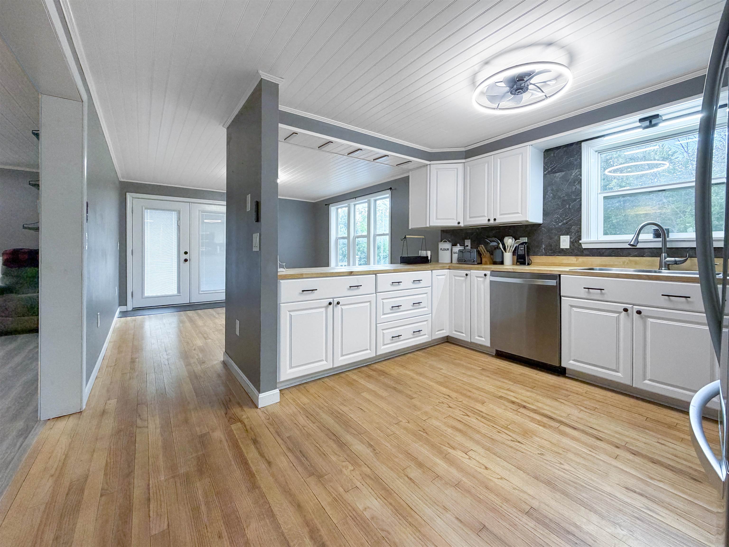 170 Lake Street Property Photo 6