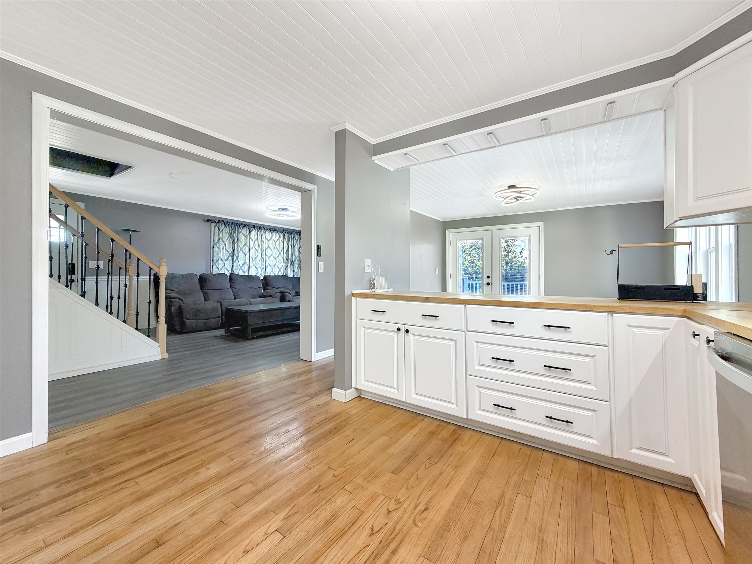 170 Lake Street Property Photo 7