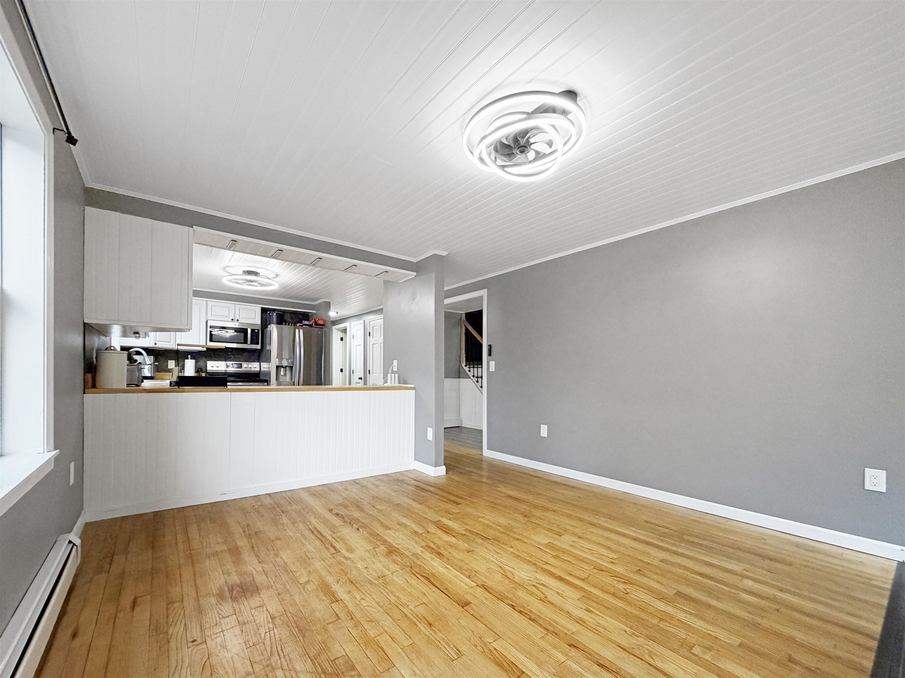 170 Lake Street Property Photo 8